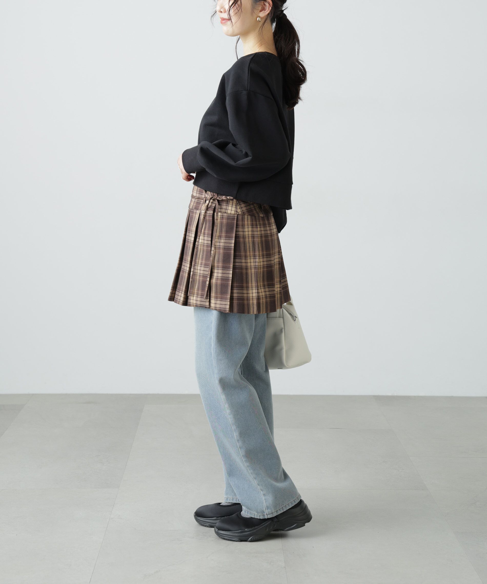  「サークルロゴ刺繍ショート丈スウェット」|Tシャツ・カットソー|