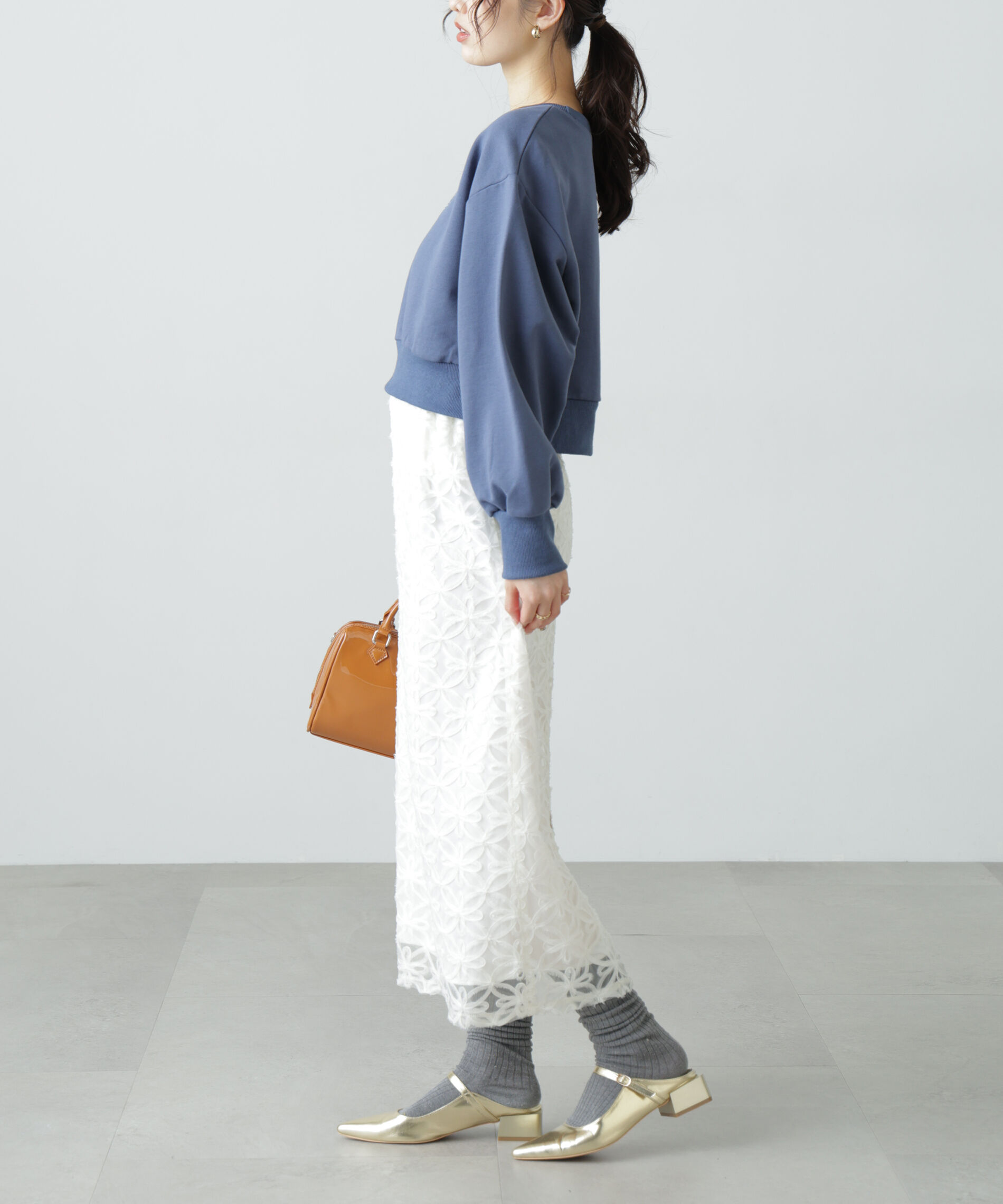  「サークルロゴ刺繍ショート丈スウェット」|Tシャツ・カットソー|