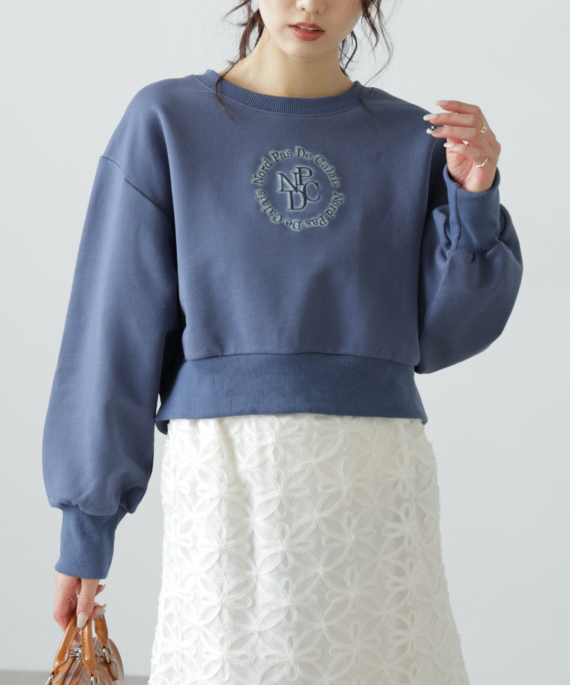  「サークルロゴ刺繍ショート丈スウェット」|Tシャツ・カットソー|