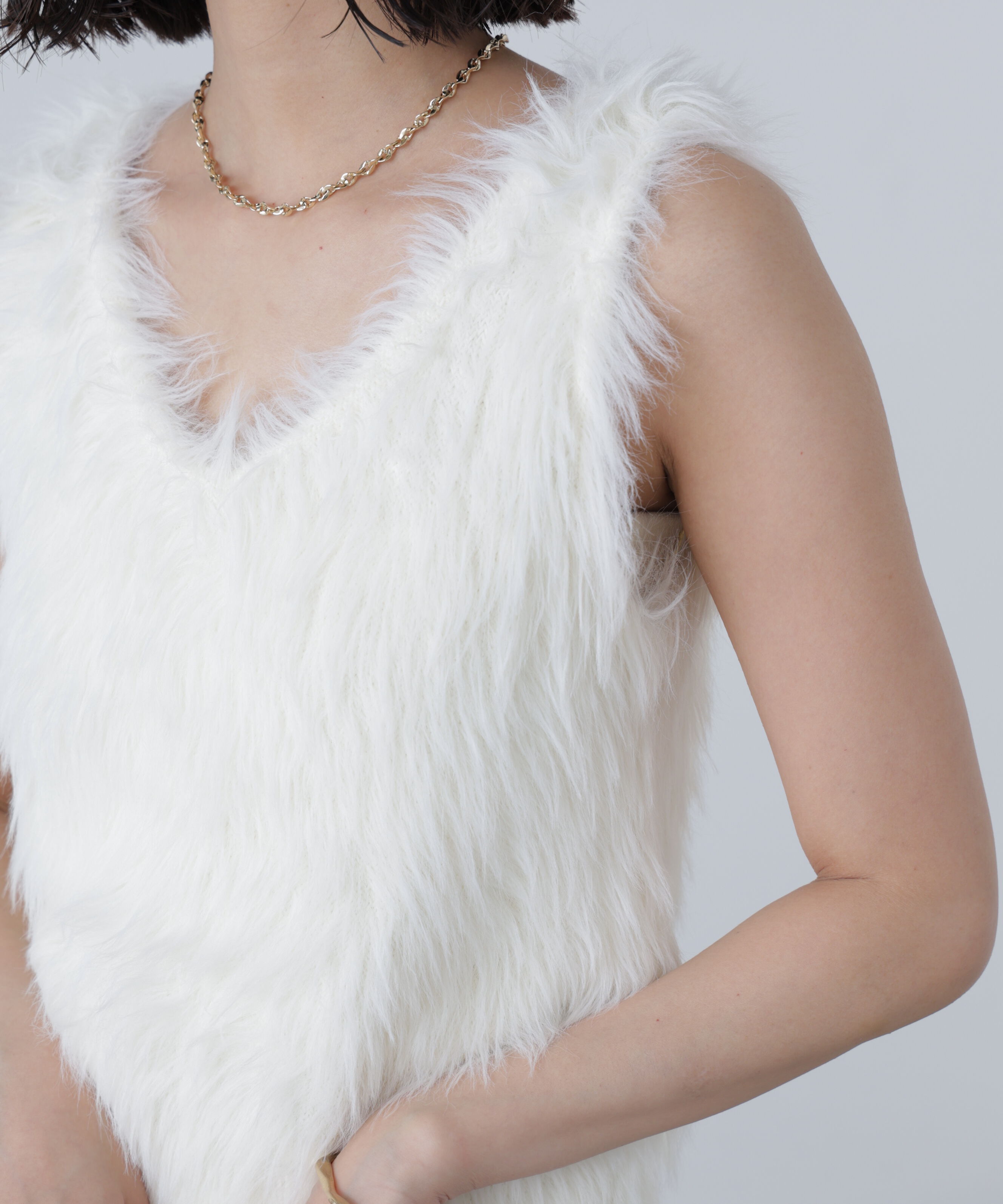  「ロングシャギーノースリニット」|ニット・セーター|