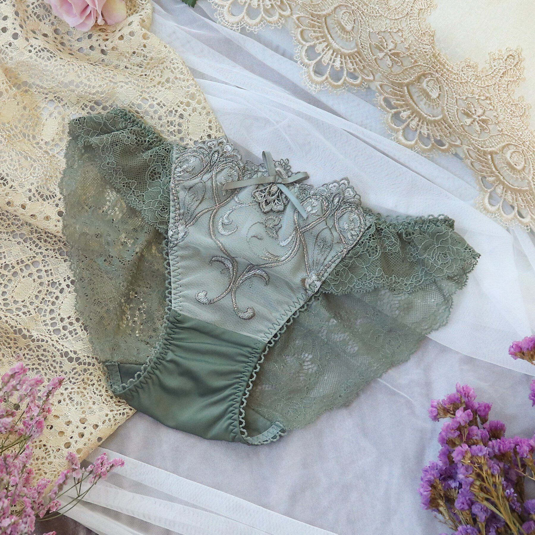 Risa Magli「リーア レースショーツ」|インナー|グリーン(024)