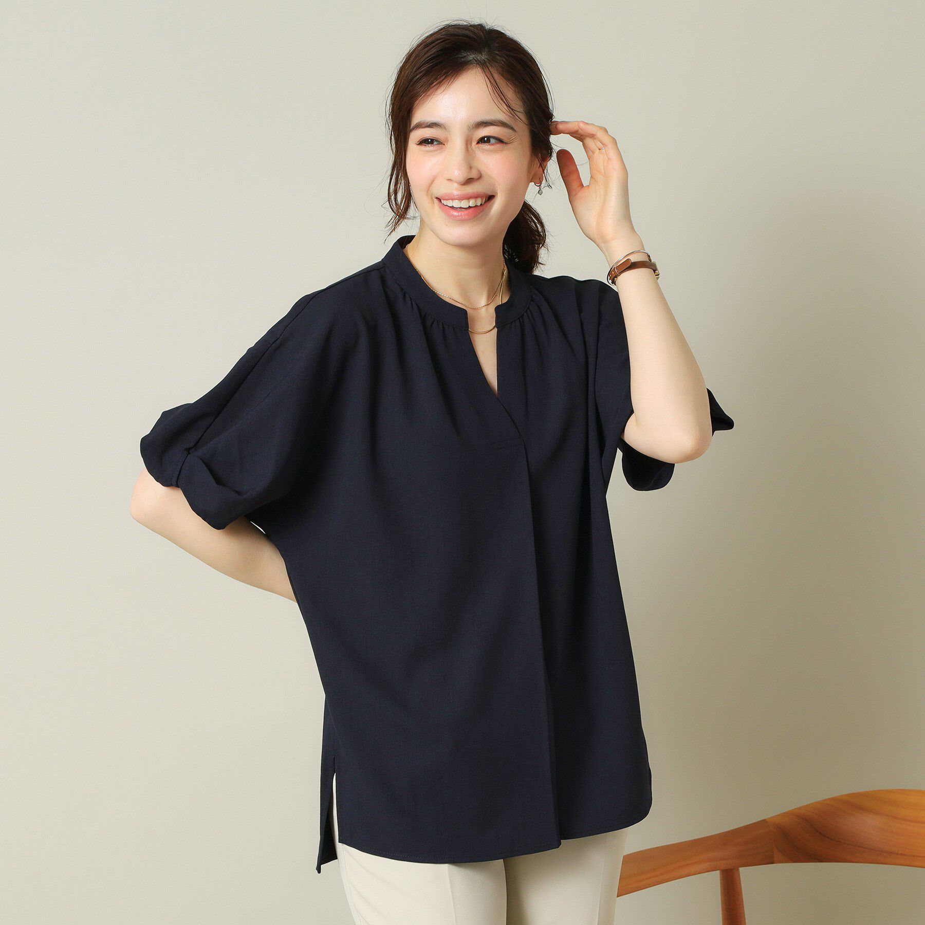 ITS&rsquo;DEMO「【UVケア/吸水速乾/洗濯機OK/冷感】麻調合繊チュニックブラウス＜ラク服シリーズ＞」|シャツ・ブラウス|