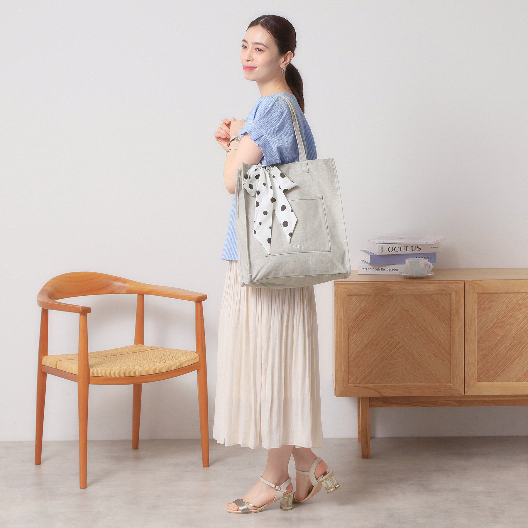 ITS&rsquo;DEMO「【A4対応／推し活】リボン付きキャンバストート」|トートバッグ|