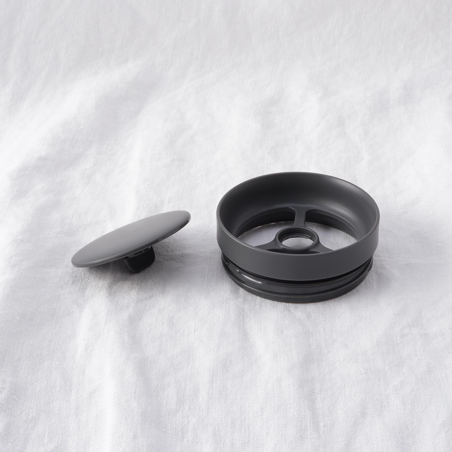 212 KITCHEN STORE「360&deg;カップ BK ＜marna マーナ＞」|グラス・マグカップ|