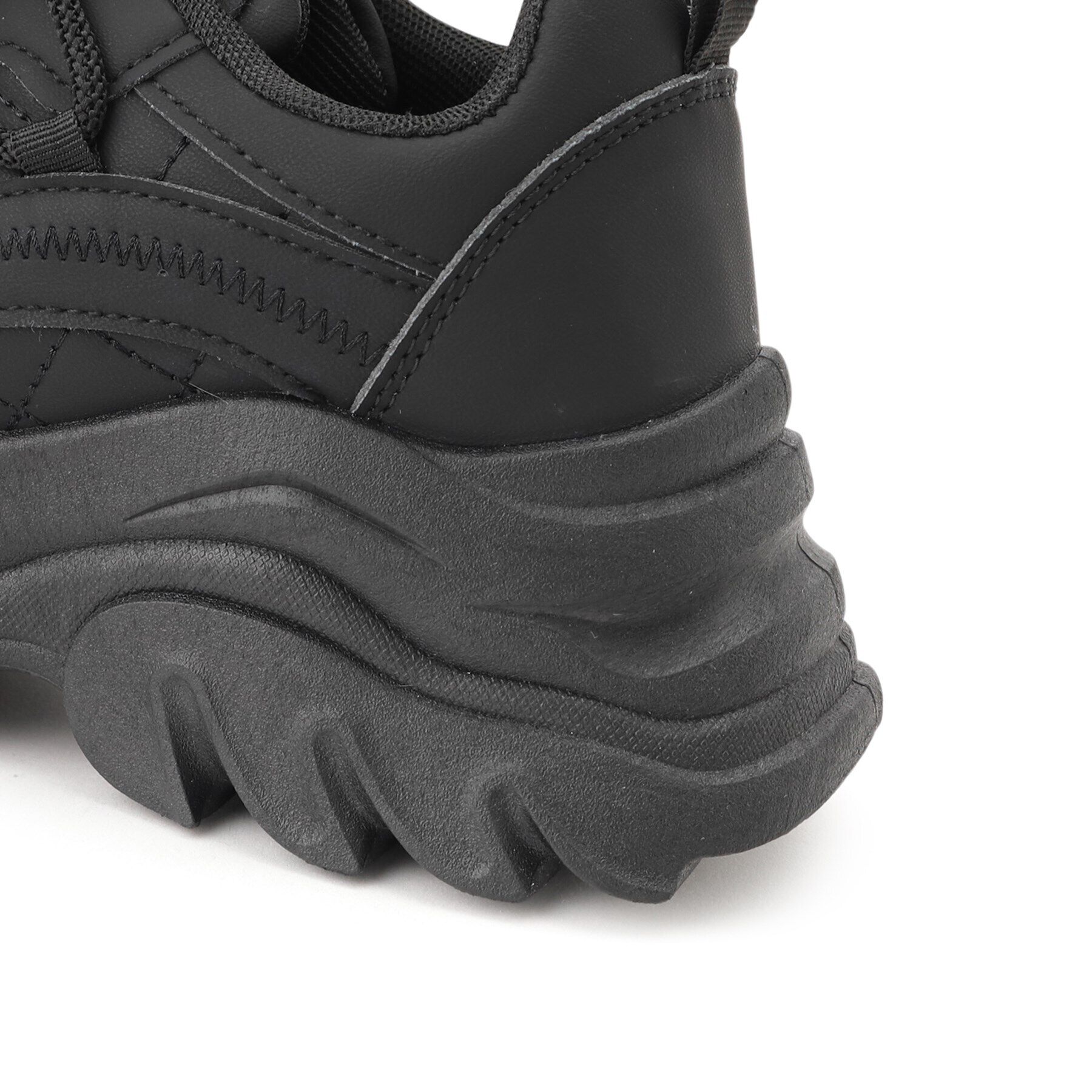 csT&P「厚底ダット韓国風スニーカー」|スニーカー|