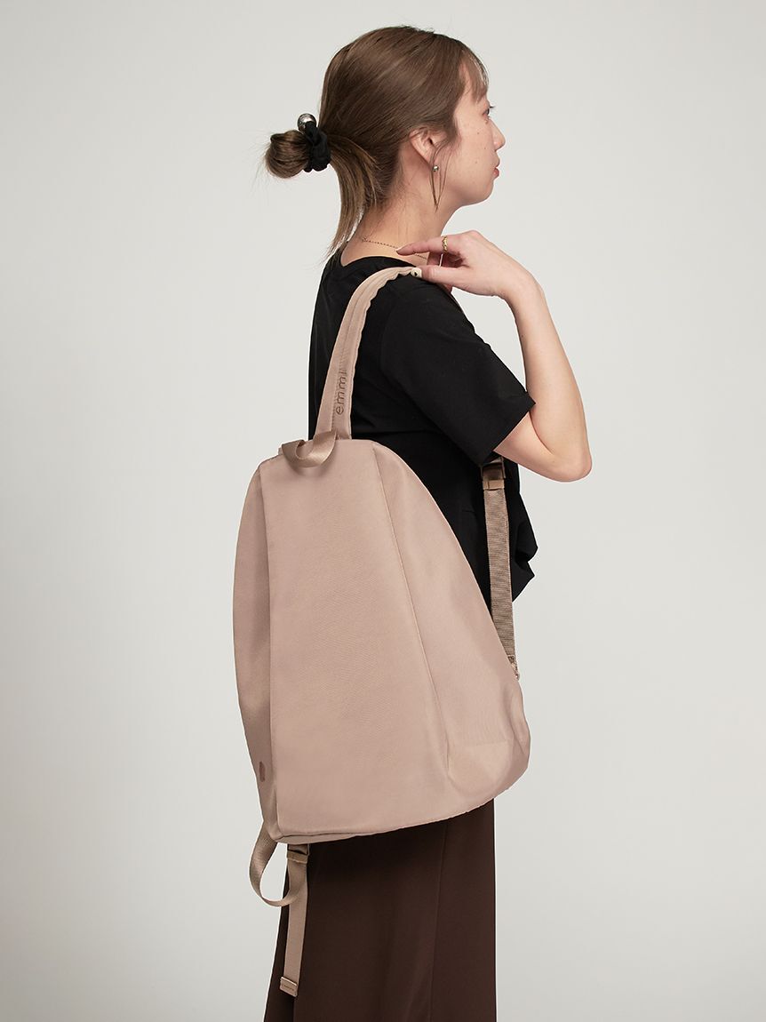 emmi atelier「eco撥水２wayボディバックパック」|リュック|