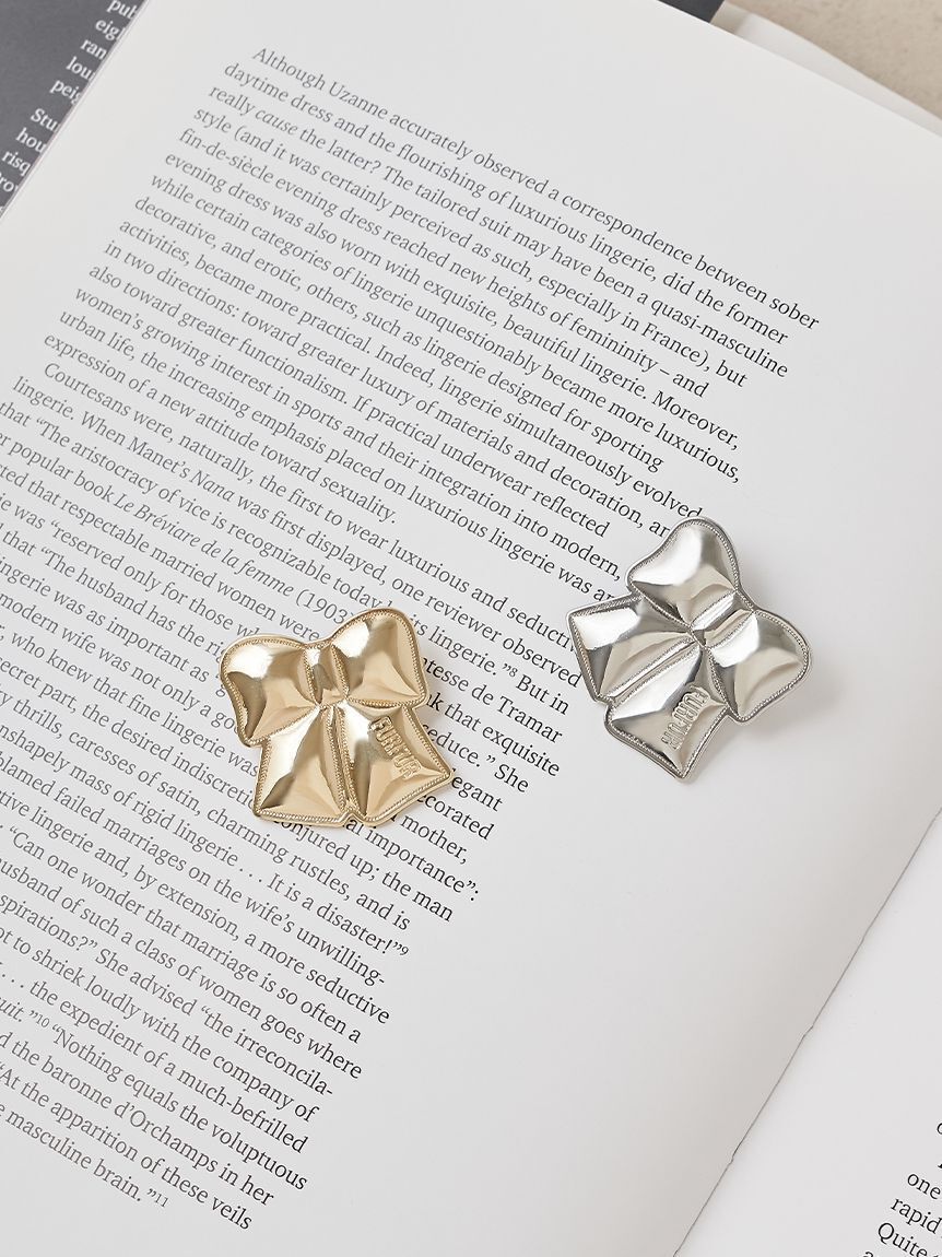 FURFUR「リボンモチーフブローチ」|ブローチ・コサージュ|