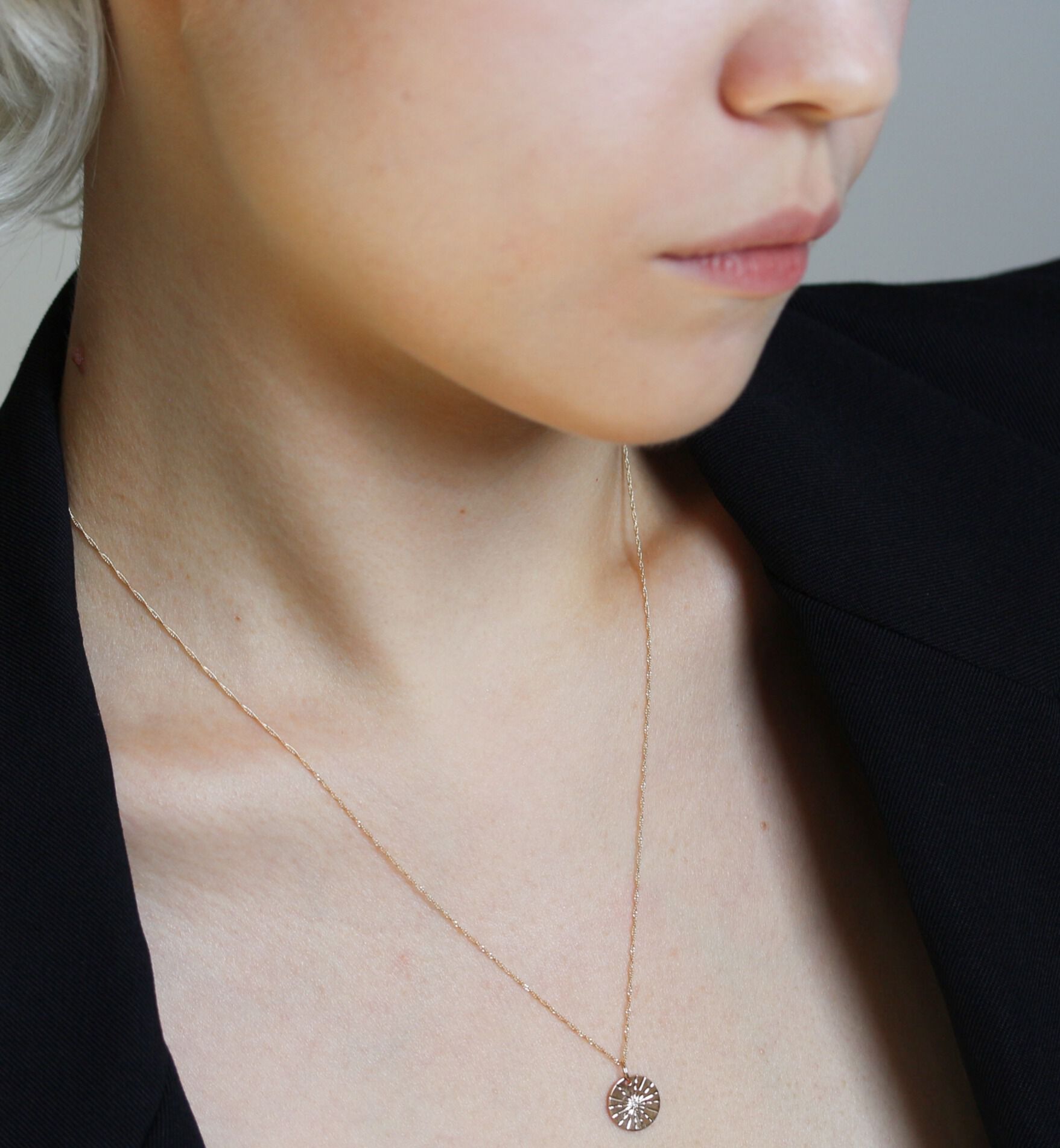  「ダイヤモンド コイン ネックレス M | K10YG」|ネックレス|