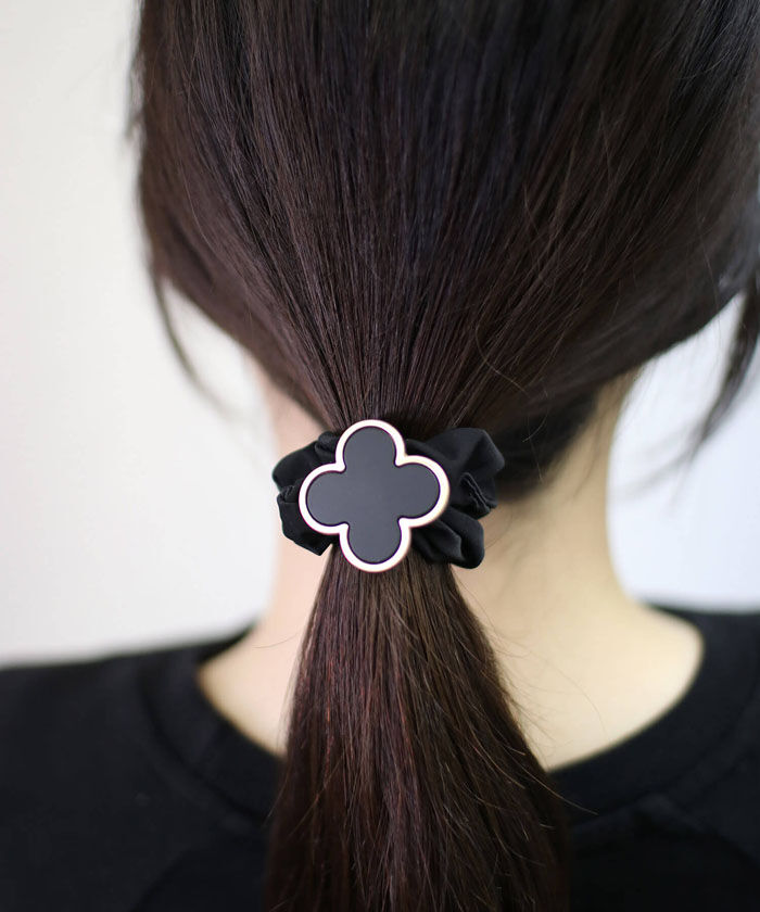 BACKYARD FAMILY「ヘアゴム 子供 クローバー ベロア 通販 シュシュ 髪飾り キッズ 子ども 女の子 卒園式 入園式」|その他|