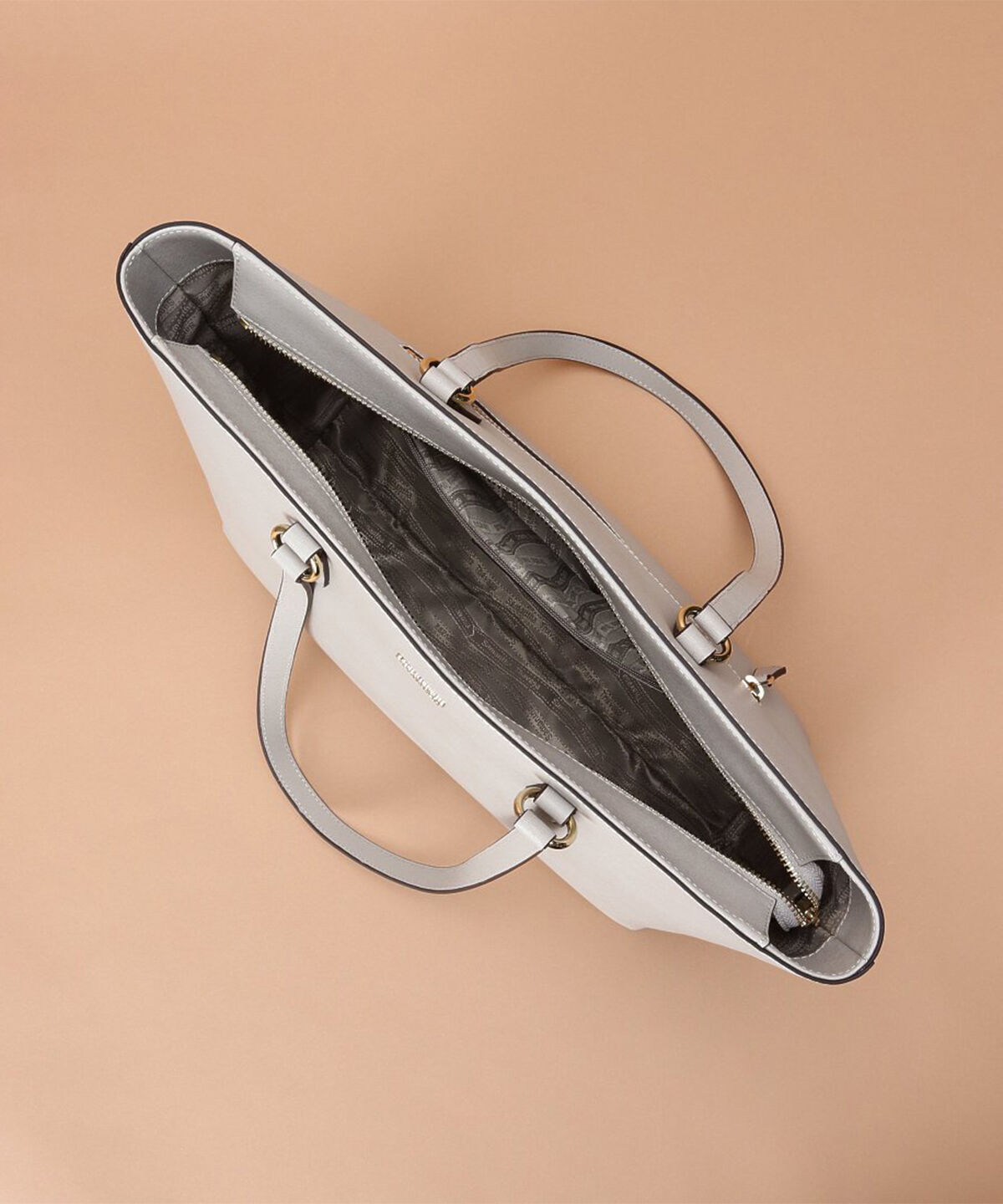 Samantha Thavasa「マルチポーチ付きシンプルトートバッグ」|トートバッグ|