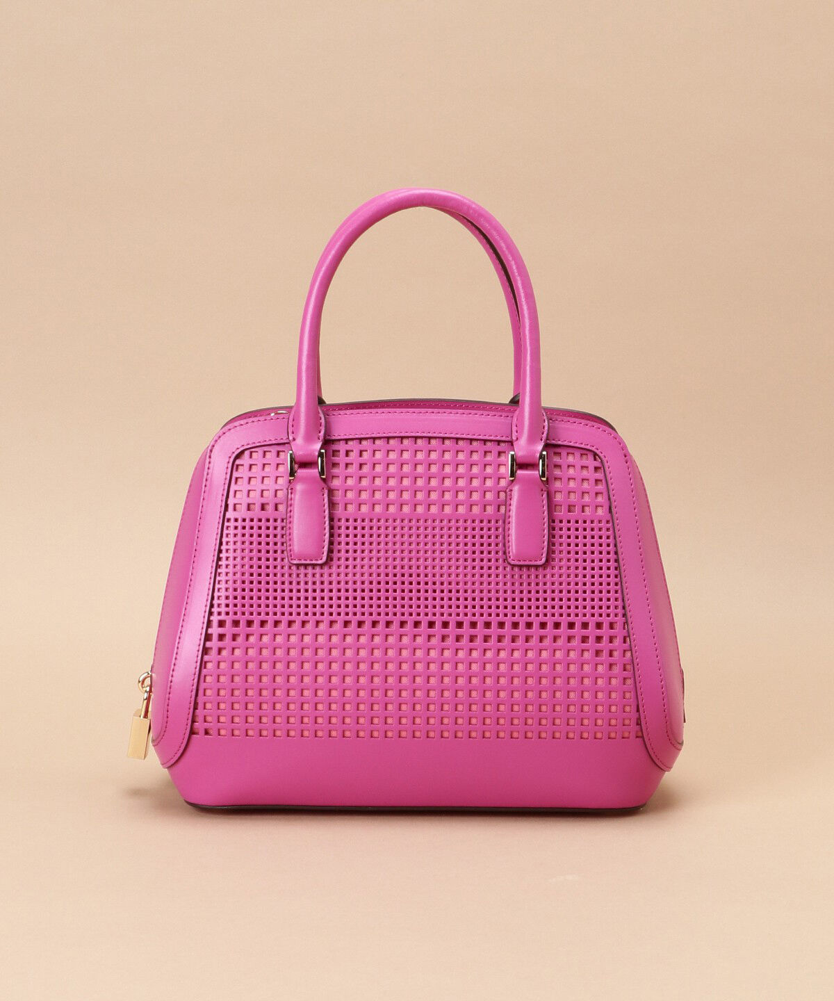 Samantha Thavasa「パンチングトラペズミニヨン ボストンバッグ」|ハンドバッグ|