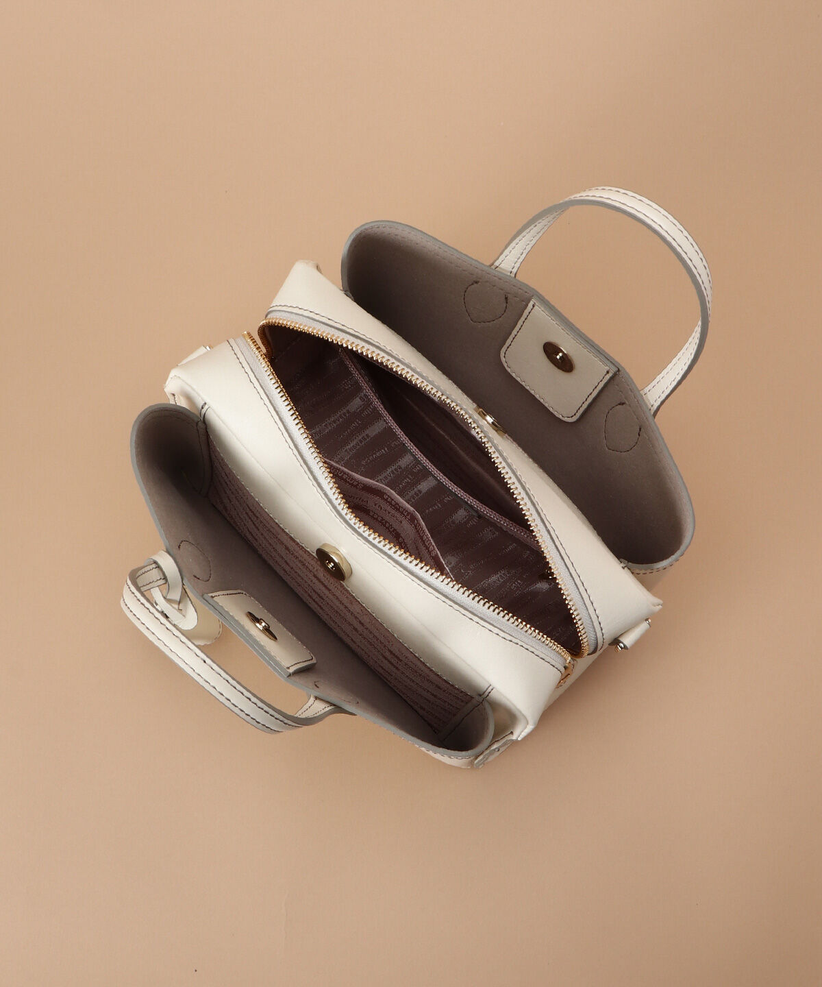 Samantha Thavasa「ウォータプルーフレザー ボックスハンドバッグ 小サイズ」|ハンドバッグ|