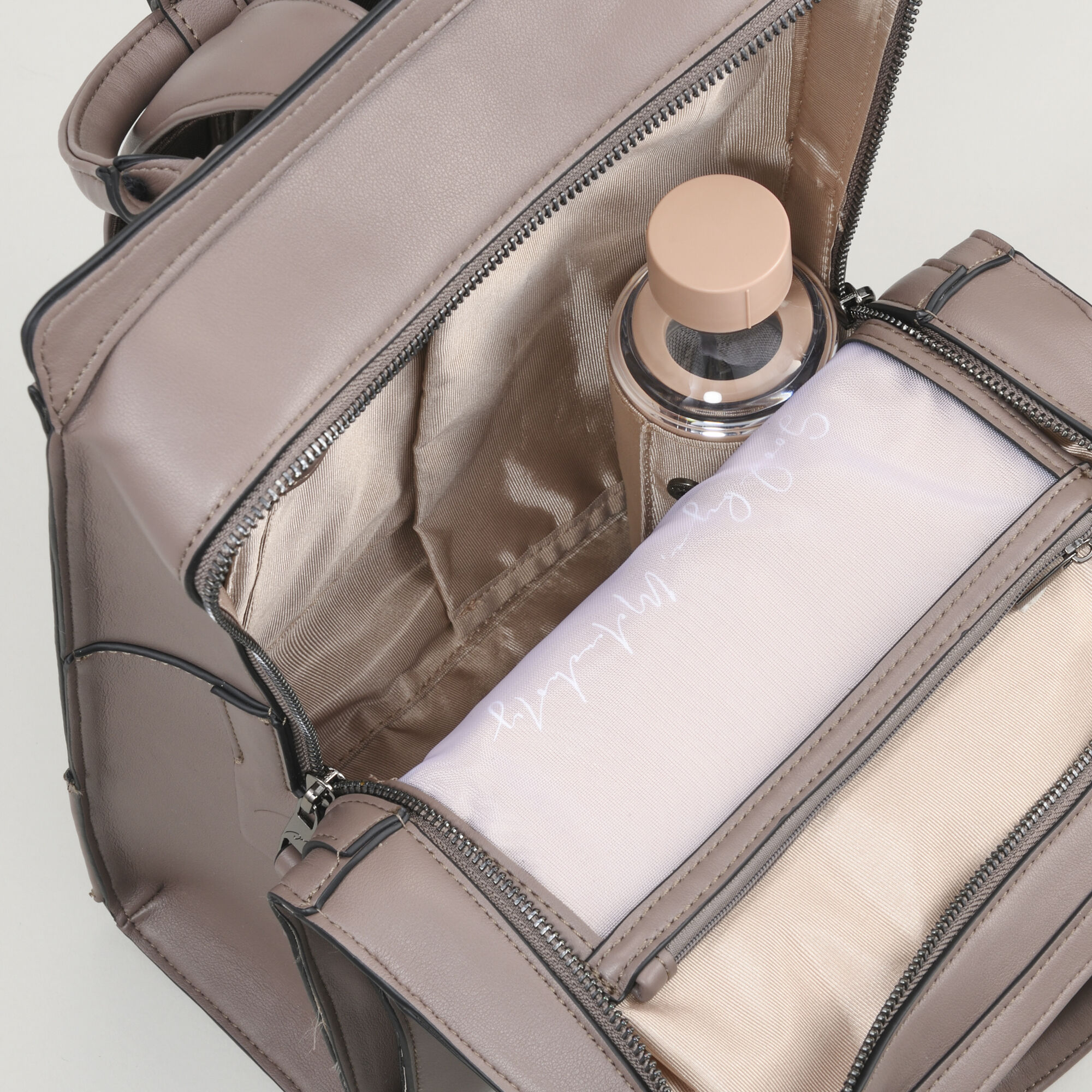 W&.Day/Night「W&.Day/Night スペロ 2WAYリュック B5サイズ 11インチタブレット収納 15161」|リュック|