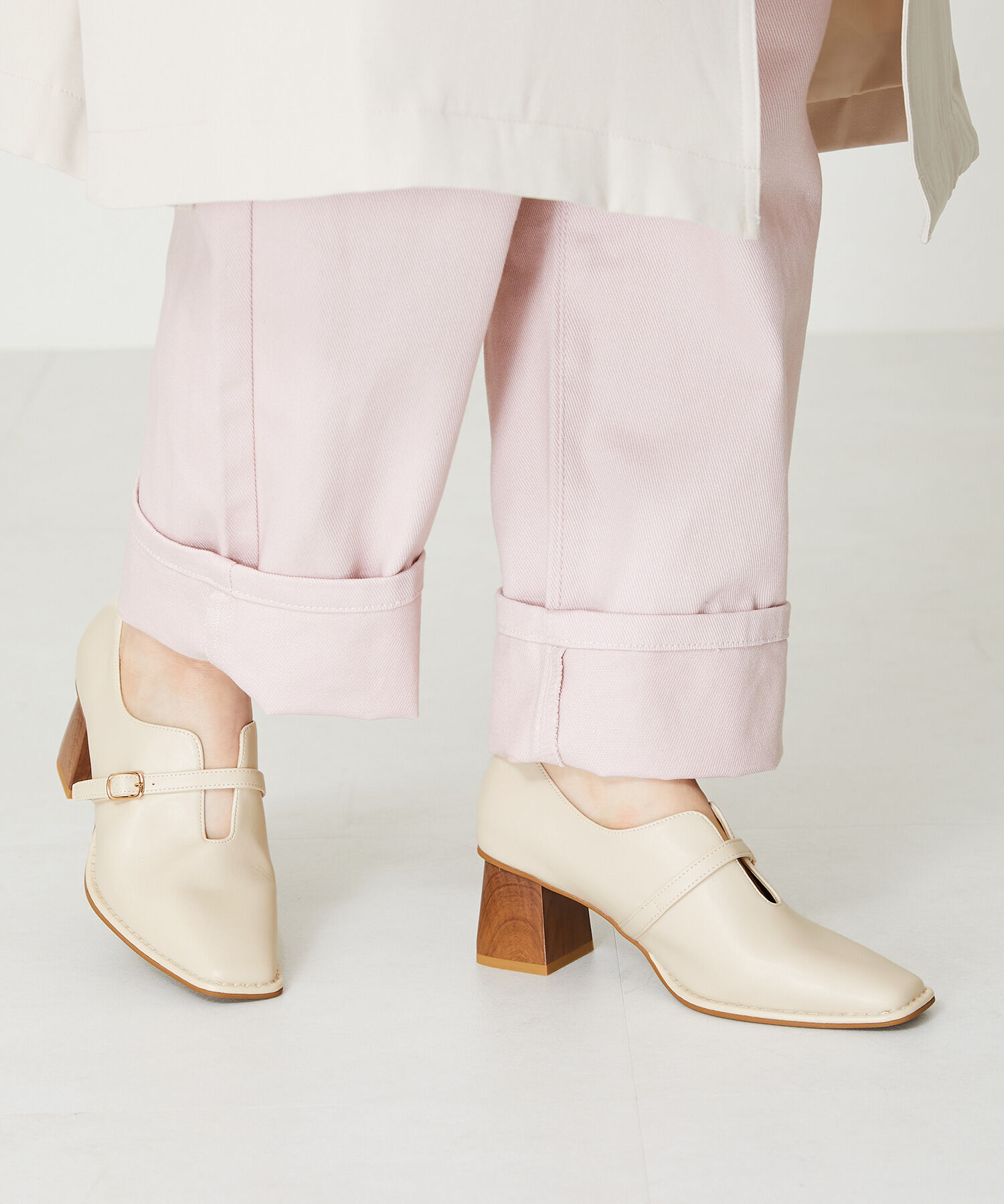 ORiental TRaffic「【トレンド】ウッドヒール甲深パンプス/41119 パンプス」|パンプス|