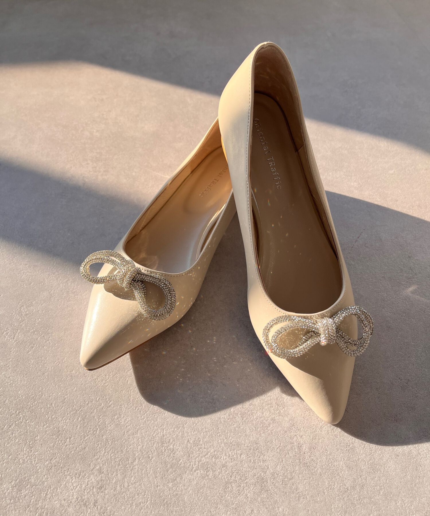 ORiental TRaffic「【トレンド】ビジューリボンフラットパンプス/41310 人気 トレンド パンプス 売れてる 上品」|パンプス|