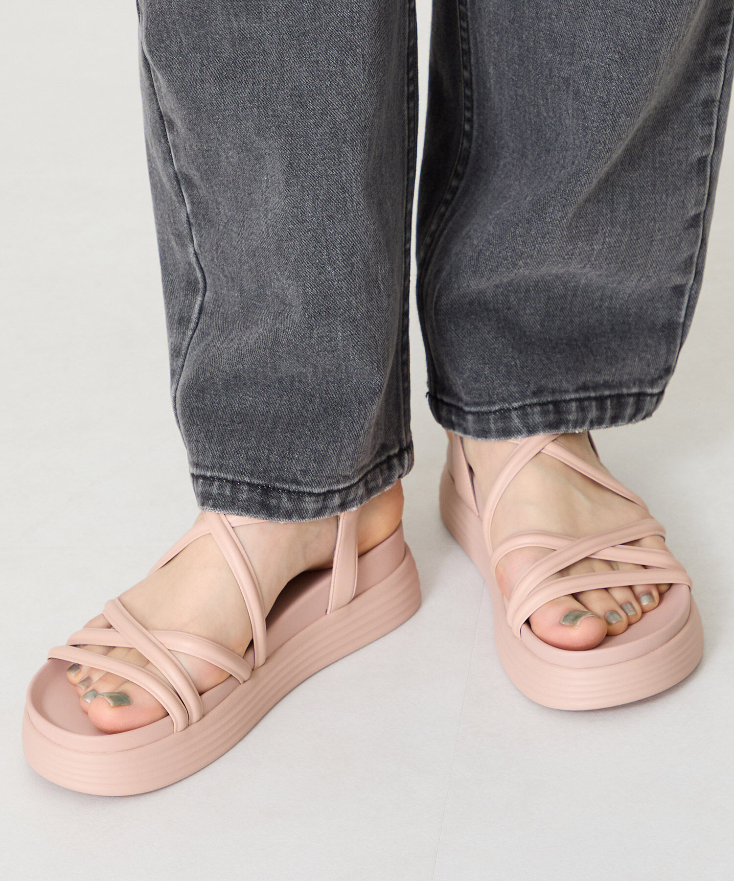 ORiental TRaffic「●2025春夏新作●クロスストラップ軽量ソールサンダル/51218 柔らかい フィット 人気 トレンド」|サンダル|