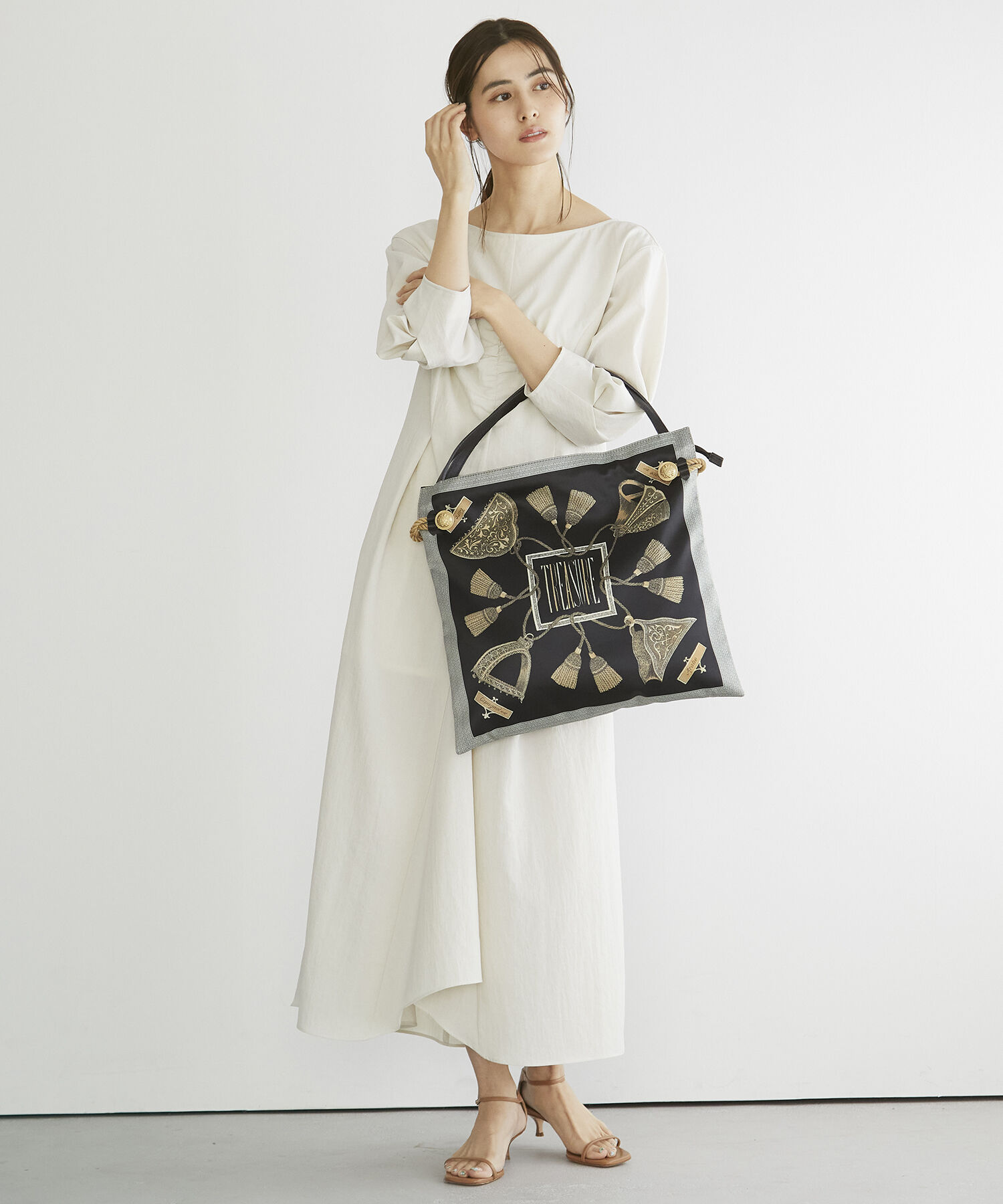 TOPKAPI TREASURE「【TREASURE TOPKAPI】 【アーカイブ】マイルドサテン スカーフ パネル柄 トートバッグ 2023」|トートバッグ|