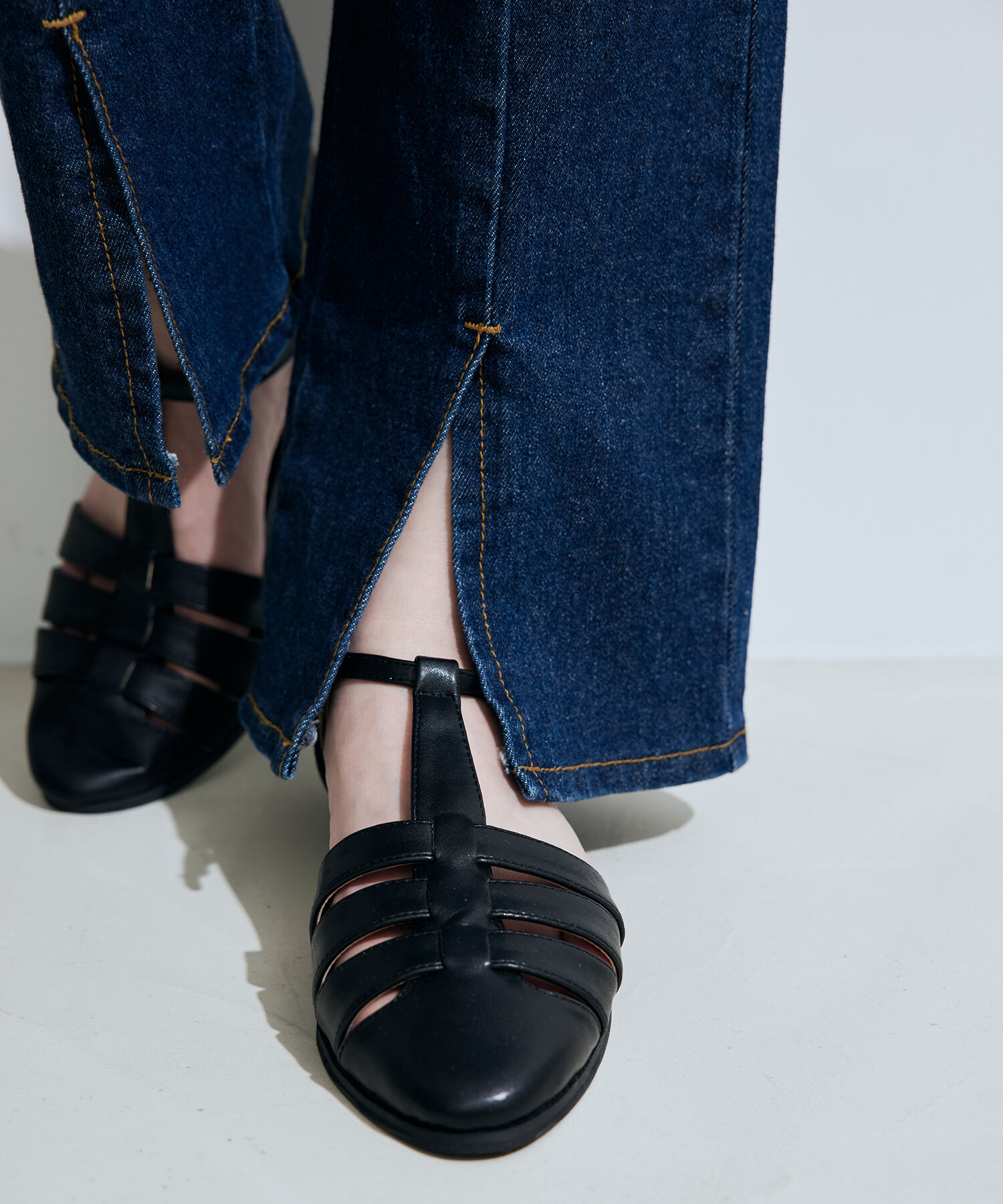 Juze「フラットグルカサンダル」|サンダル|