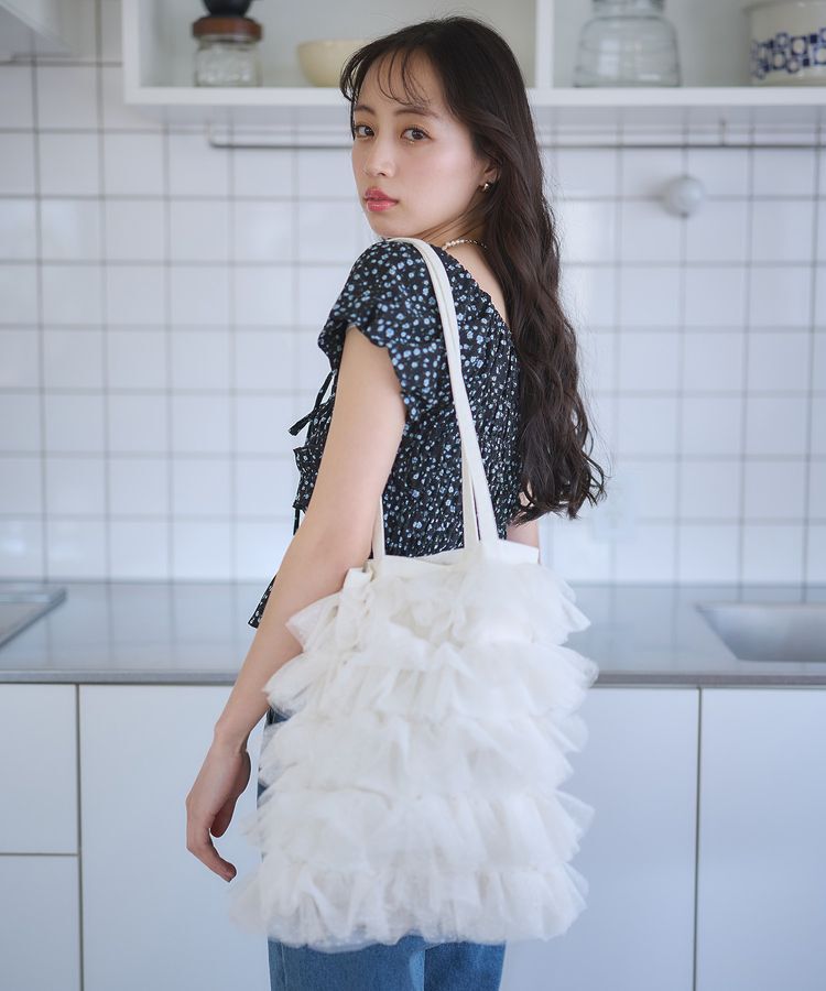 earth music&ecology「ドットチュールフリルトートバッグ」|トートバッグ|Ivory