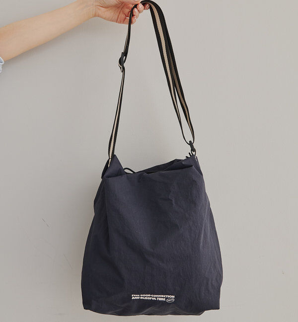  「【F&B】リサイクルナイロン撥水ドロストショルダーバッグ」|ショルダー・メッセンジャー|