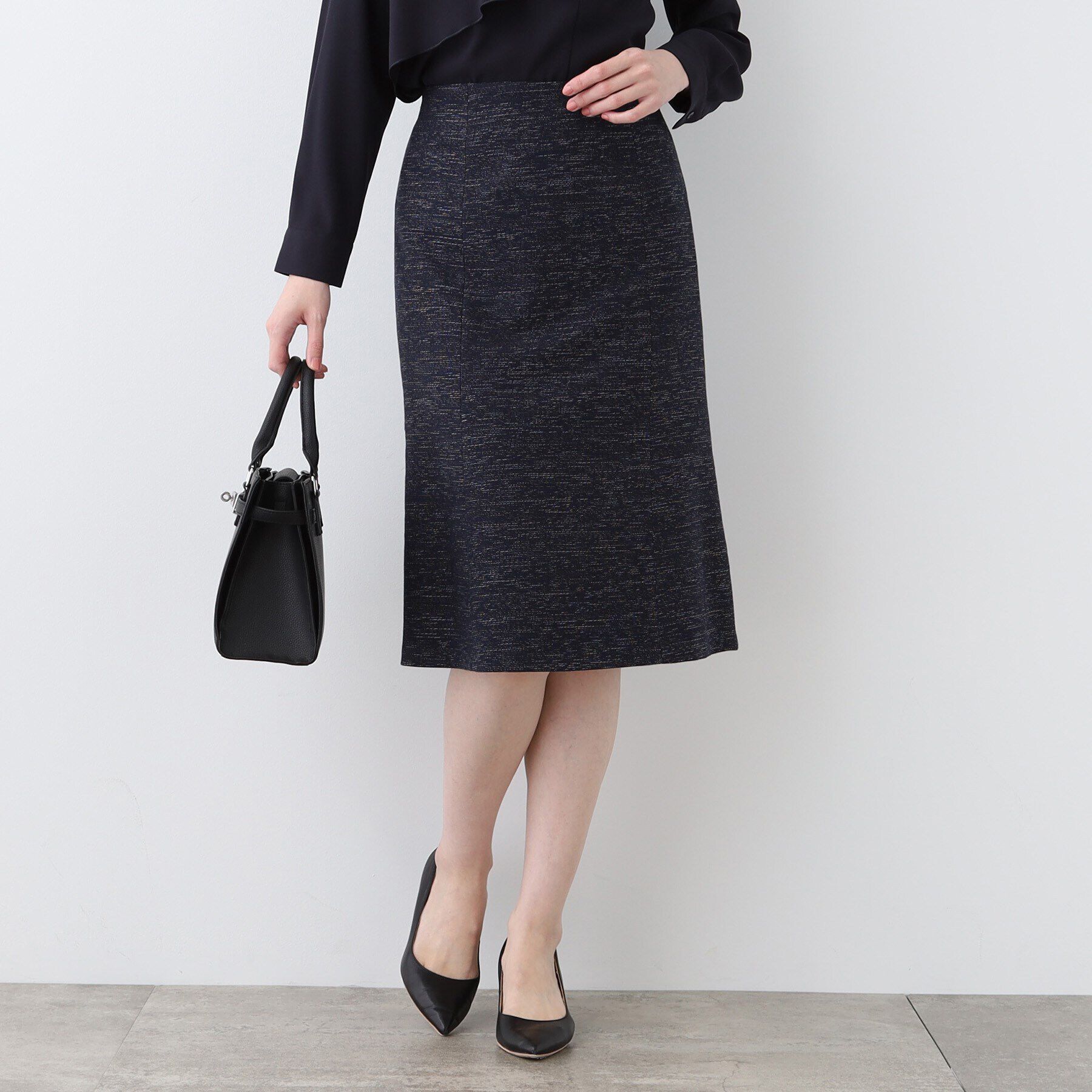 INDIVI「【洗える】ストレッチツィ―ドセミフレアスカート」|スカート|ネイビー(494)