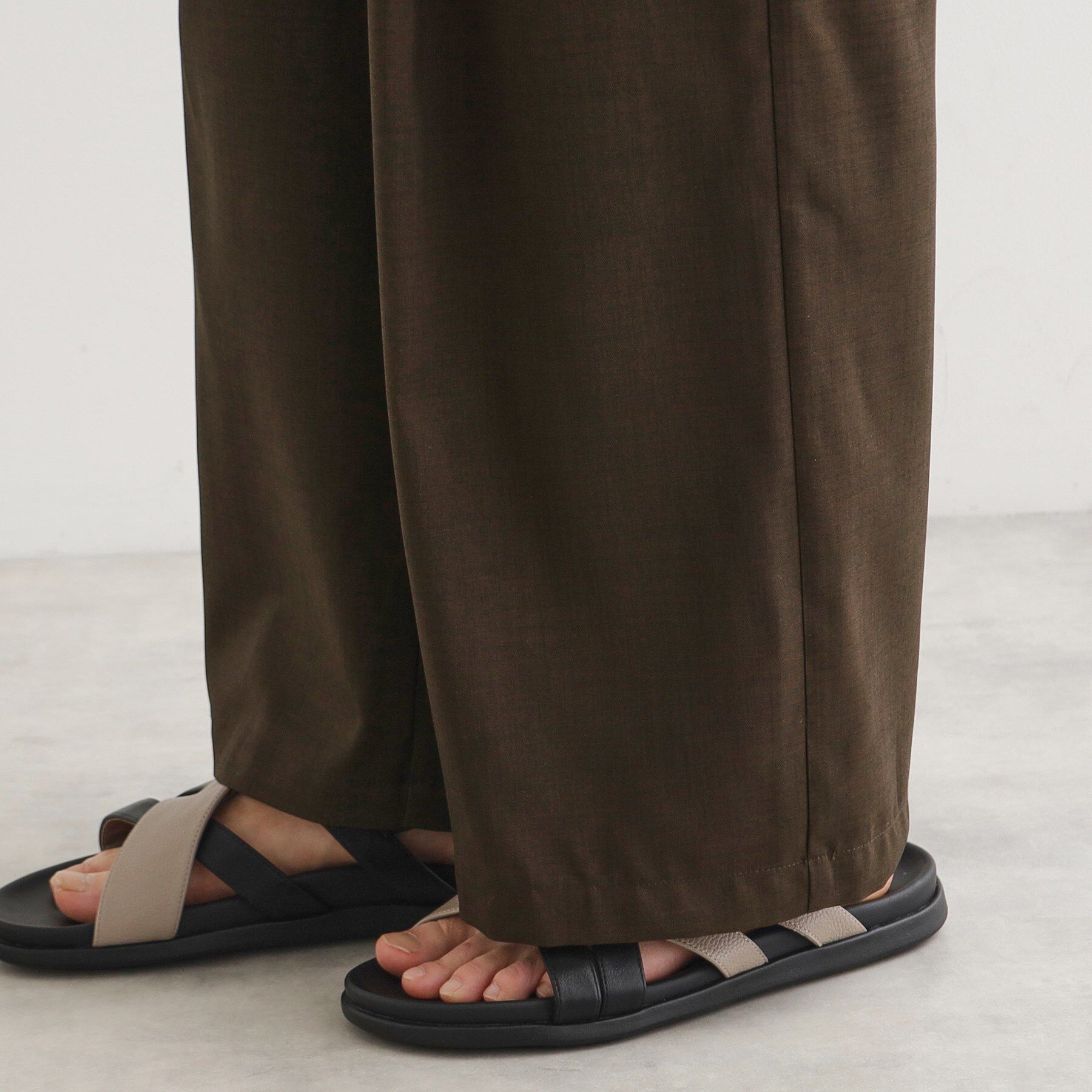 tk.TAKEO KIKUCHI「リネンタッチ バレルスラックス」|その他|