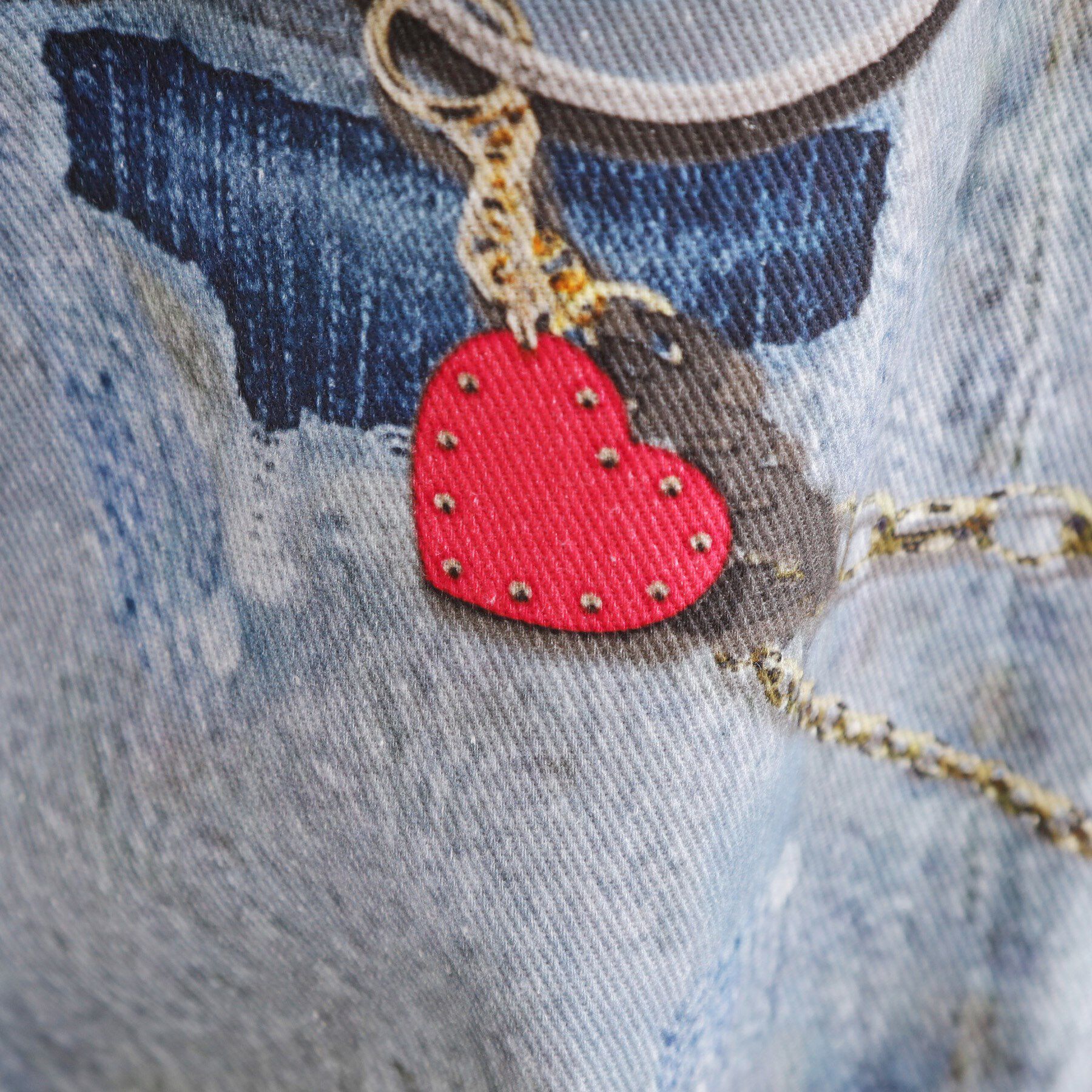 tk.TAKEO KIKUCHI「グラフィティデニム」|デニム|