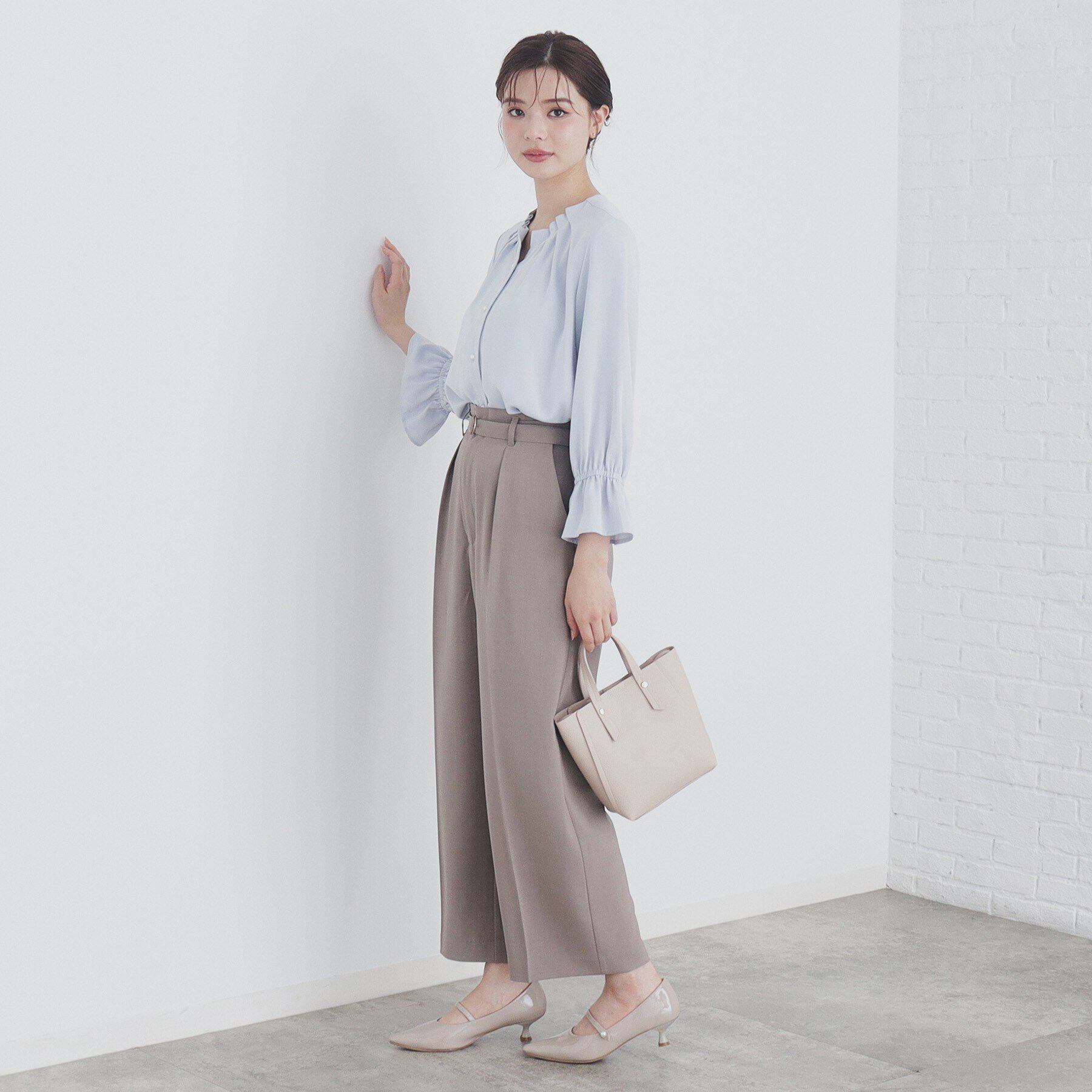 index「タックネックパール調ブラウス【洗濯機洗い可/ストレッチ/イージーアイロン】」|シャツ・ブラウス|