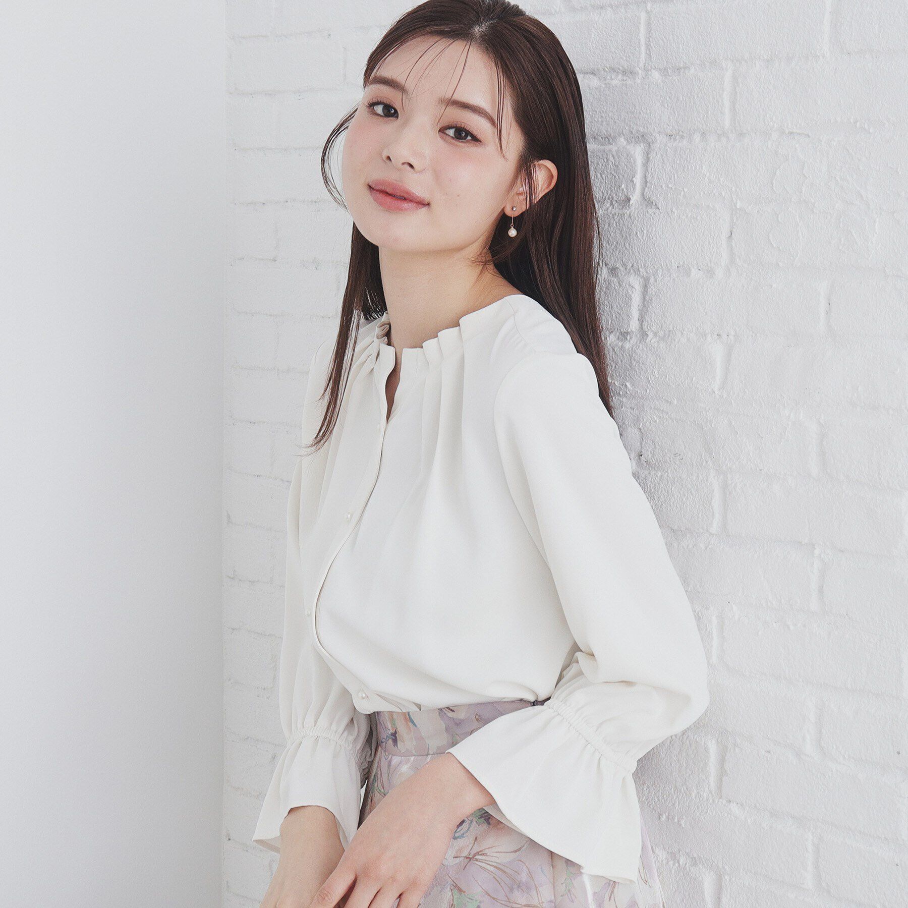 index「タックネックパール調ブラウス【洗濯機洗い可/ストレッチ/イージーアイロン】」|シャツ・ブラウス|