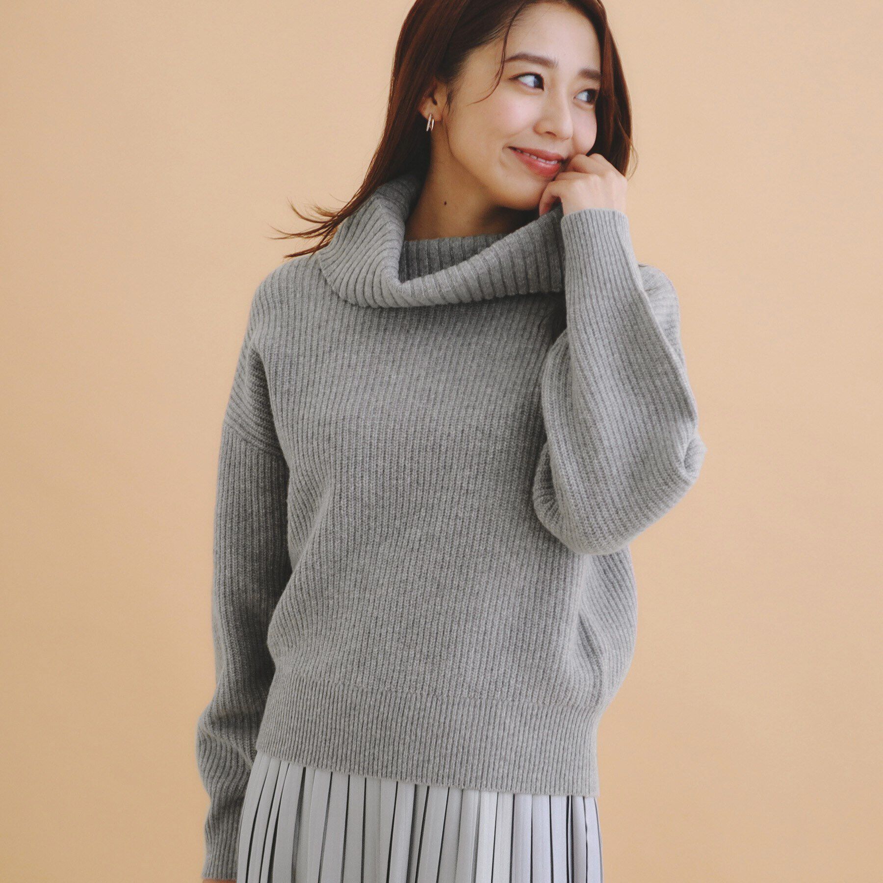 index「オフタートルニット【洗える】」|ニット・セーター|グレー(012)