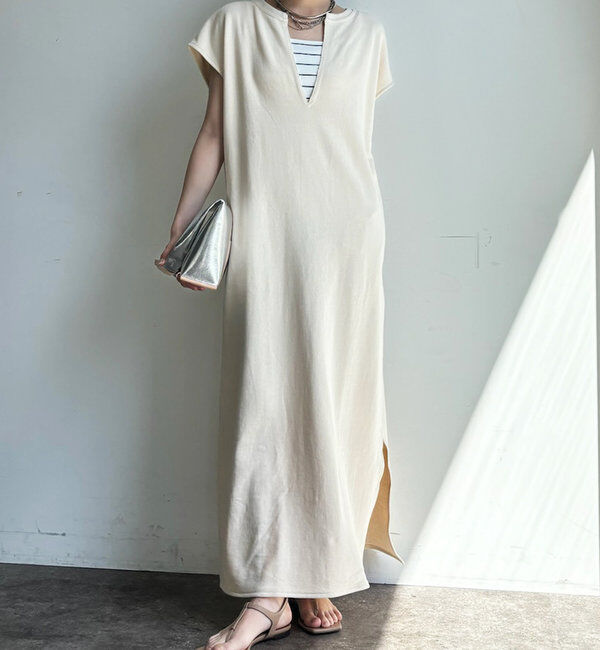  「【SAKURA 企画】【一部WEB限定カラー】深Vスウェットワンピース」|ワンピース|アイボリー