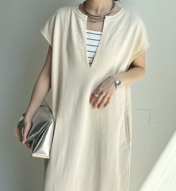  「【SAKURA 企画】【一部WEB限定カラー】深Vスウェットワンピース」|ワンピース|