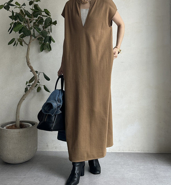  「【SAKURA 企画】【一部WEB限定カラー】深Vスウェットワンピース」|ワンピース|