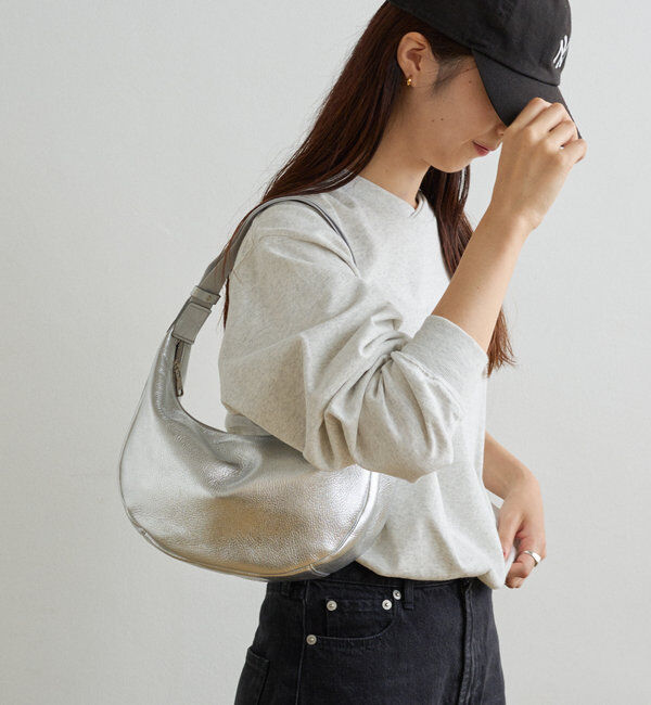  「ソフトレザーラウンドショルダーバッグ［silver］」|ショルダー・メッセンジャー|