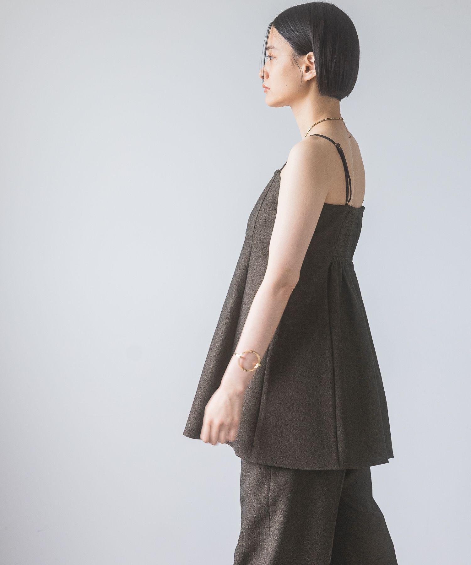 A part by 「【セットアップ対応】ウールライクフレアキャミソール」|シャツ・ブラウス|