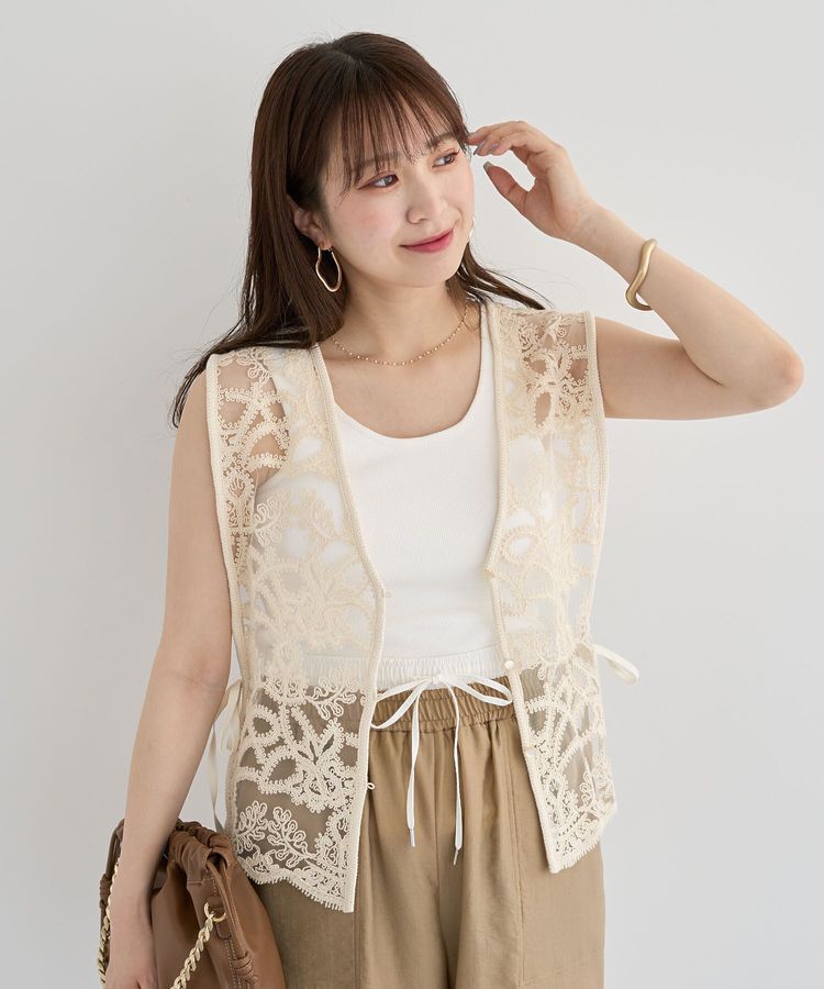 Green Parks「・ELENCARE DUE 2wayレースベスト」|ベスト・ジレ|Ivory
