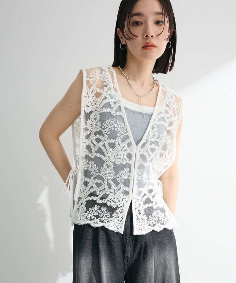 Green Parks「・ELENCARE DUE 2wayレースベスト」|ベスト・ジレ|Off White