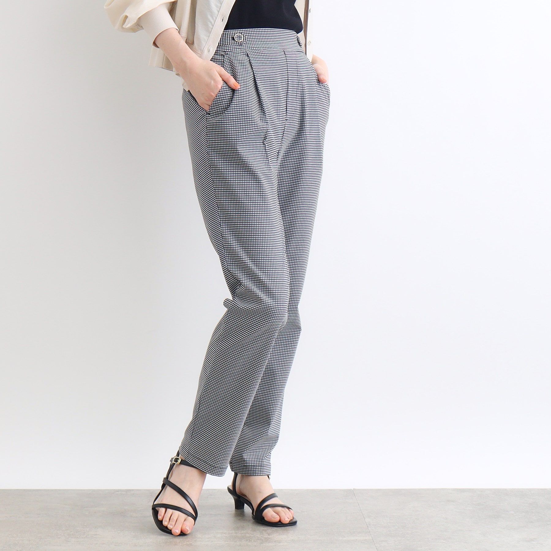 grove「【高身長さん向け＋5cm】＜接触冷感・多サイズ＞サマーハイパーストレッチテーパードパンツ」|その他|