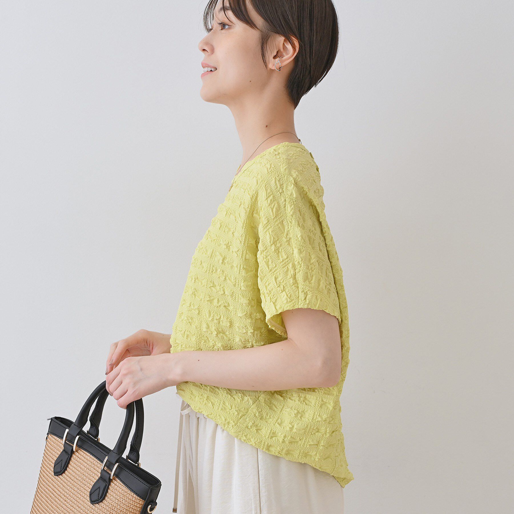 INDIVI「【洗える／凹凸素材／UVケア】コンパクトトップス」|Tシャツ・カットソー|