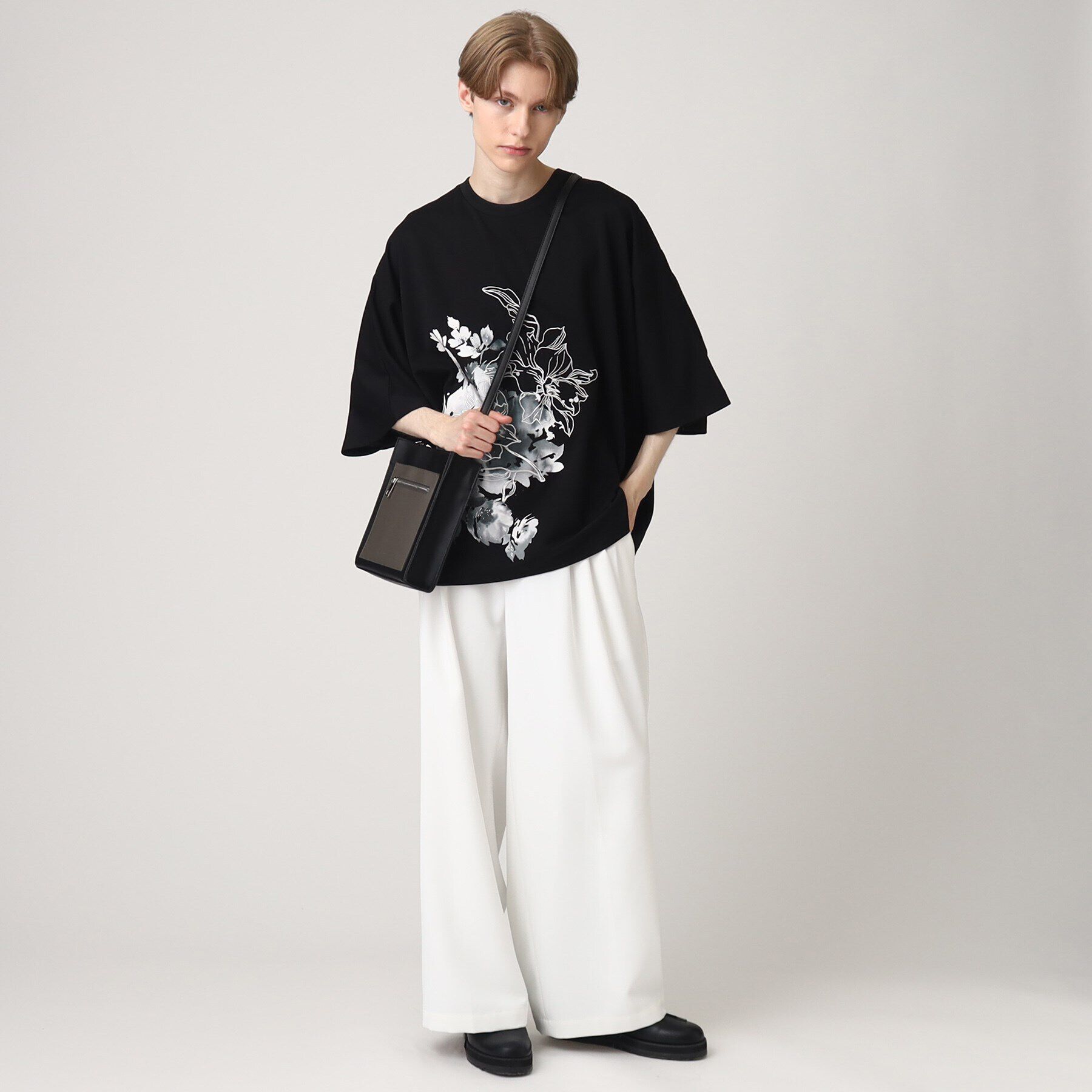 tk.TAKEO KIKUCHI「フロントポケットミニショルダーバッグ」|ショルダー・メッセンジャー|