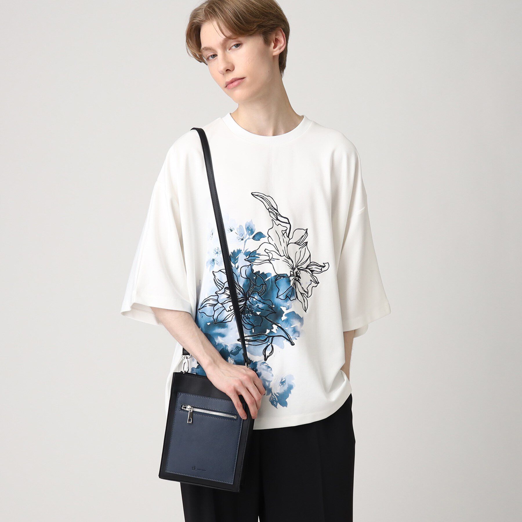 tk.TAKEO KIKUCHI「フロントポケットミニショルダーバッグ」|ショルダー・メッセンジャー|