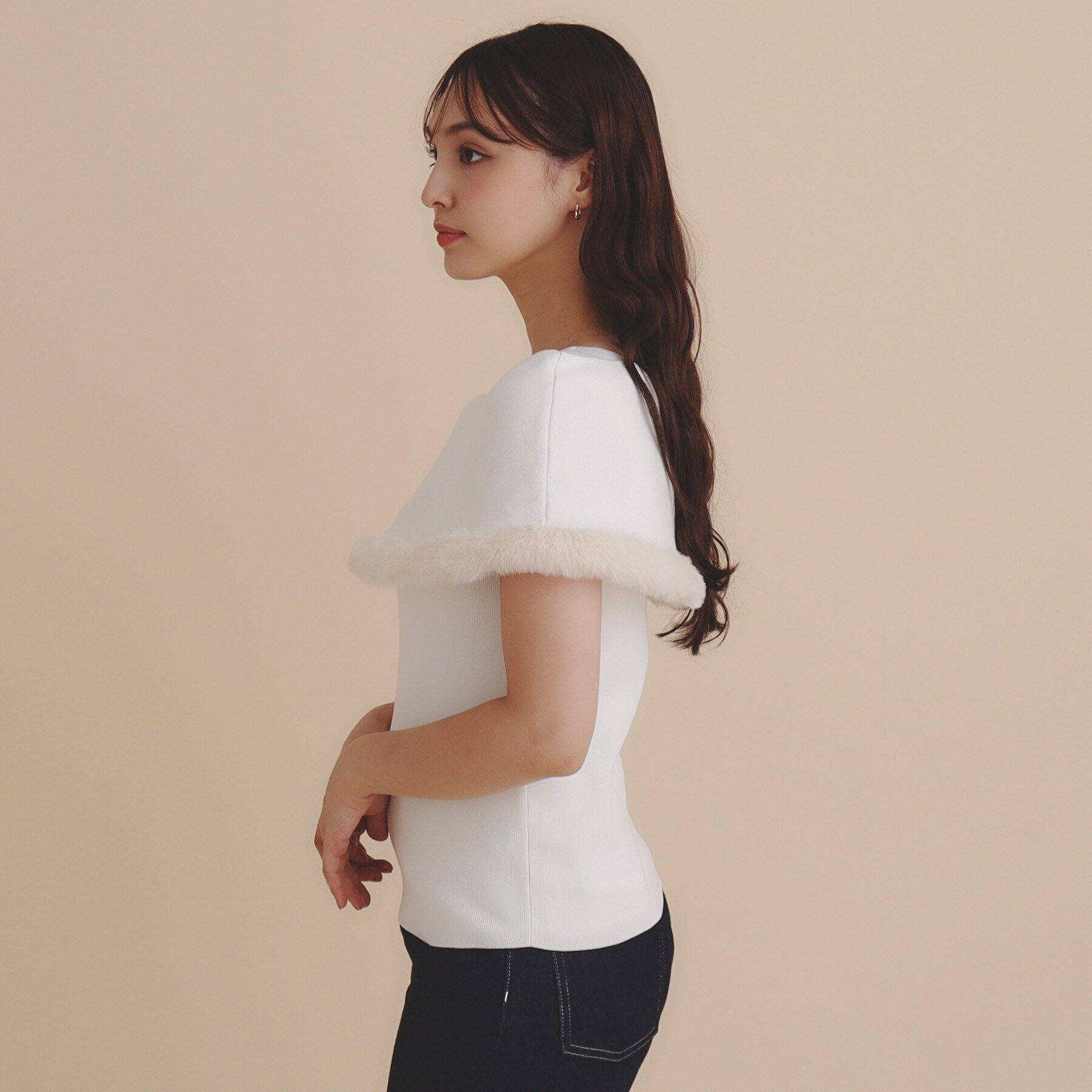 index「《美人百花掲載》ファートリミングケープニット【洗濯機洗い可】」|ニット・セーター|