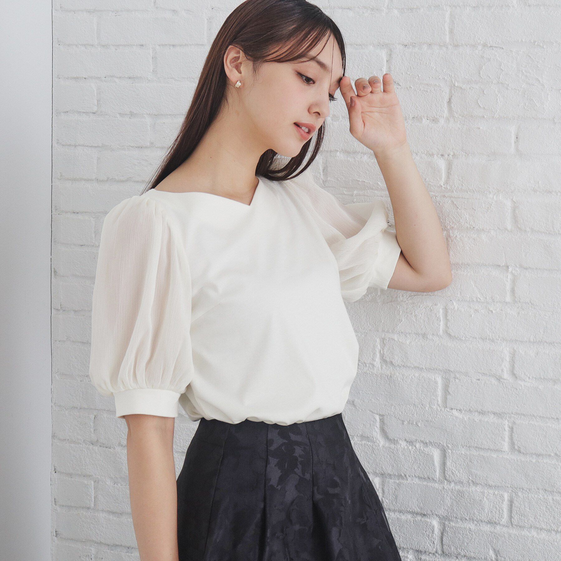 index「シアースリーブハートネックトップス【洗濯機洗い可】」|Tシャツ・カットソー|アイボリー(004)