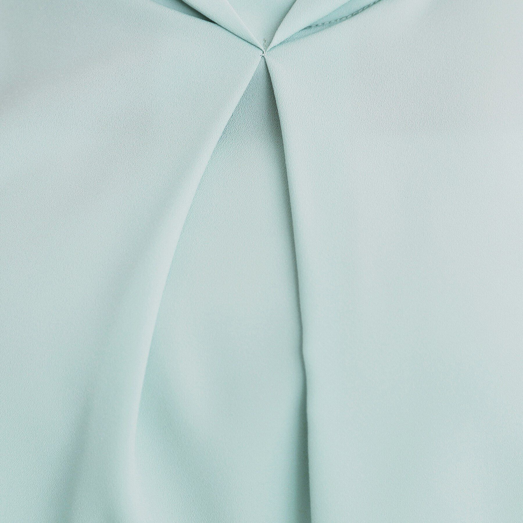 index「タックロールVネックブラウス【洗濯機洗い可/イージーアイロン/防シワ】」|シャツ・ブラウス|