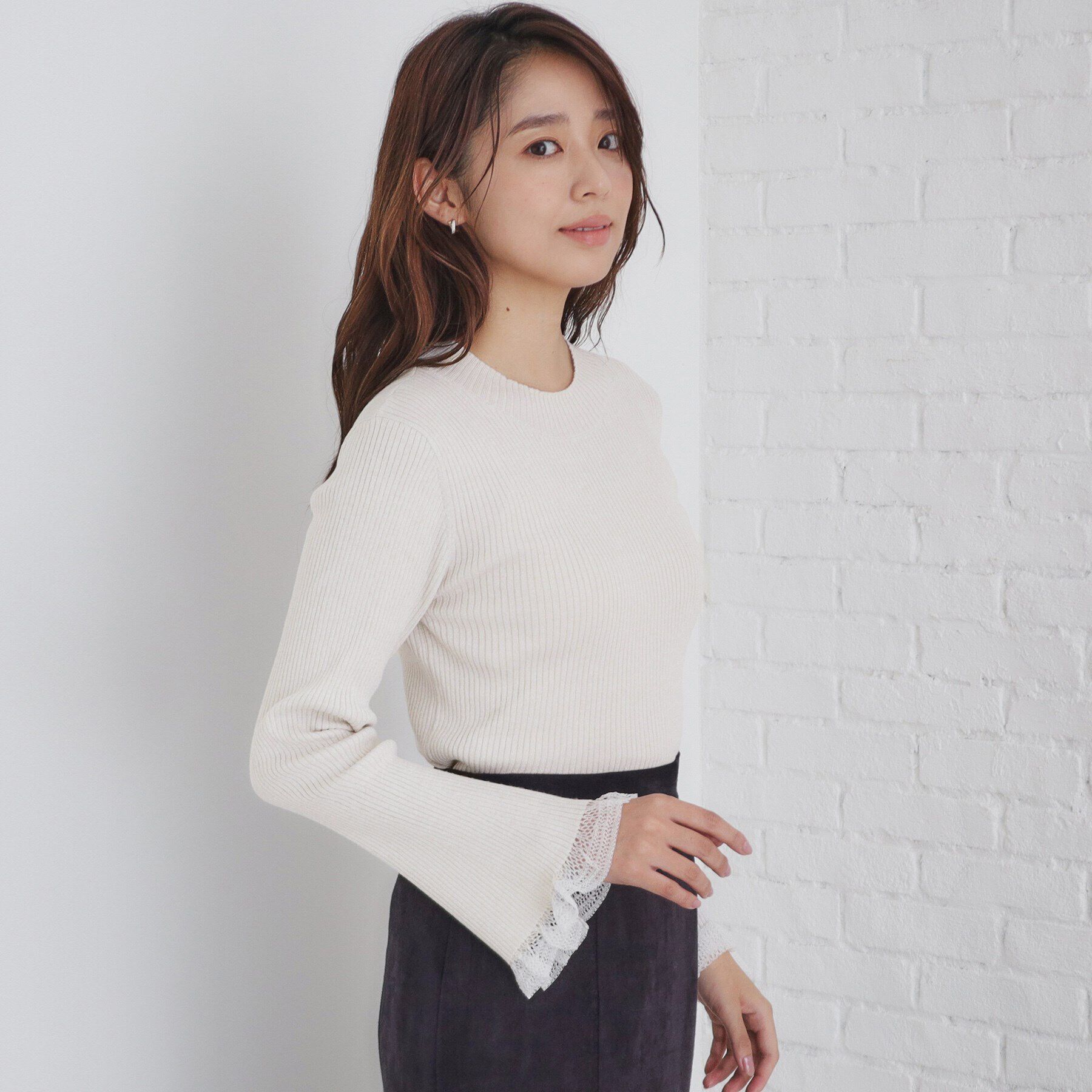 index「ハイネックラメフレアスリーブレースニット【洗濯機洗い可】」|ニット・セーター|
