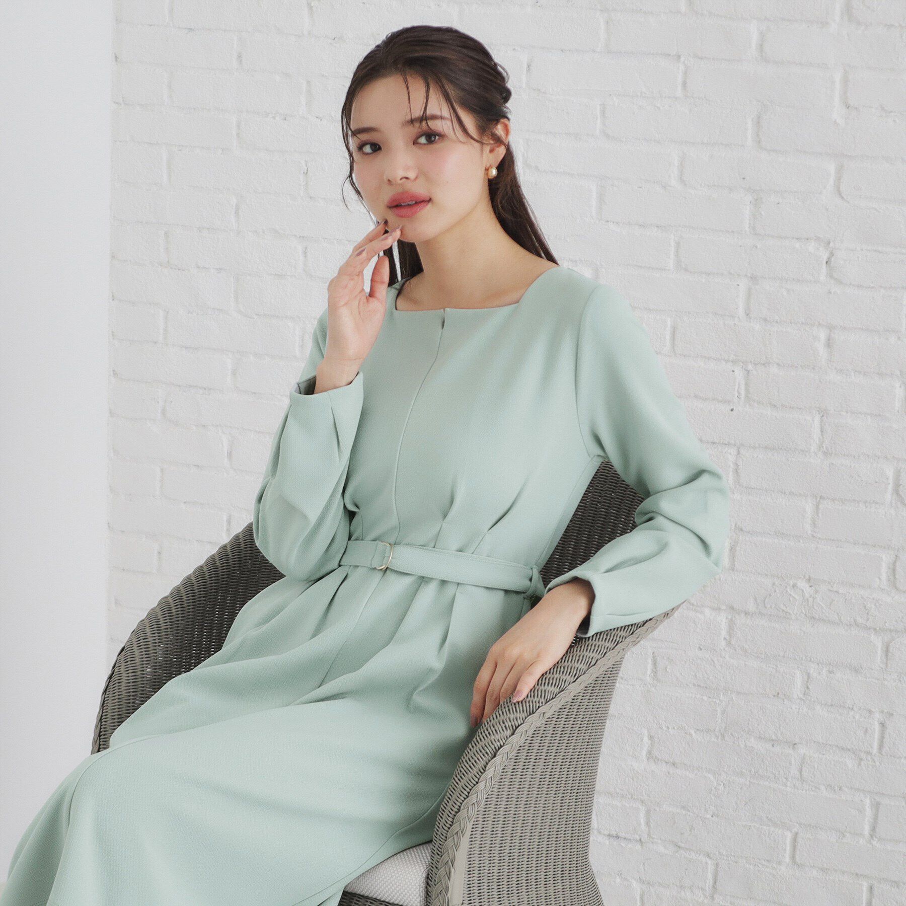 index「ストレッチウエストタックワンピース【洗濯機洗い可/抗ピル/防シワ】」|ワンピース|ミントグリーン(02