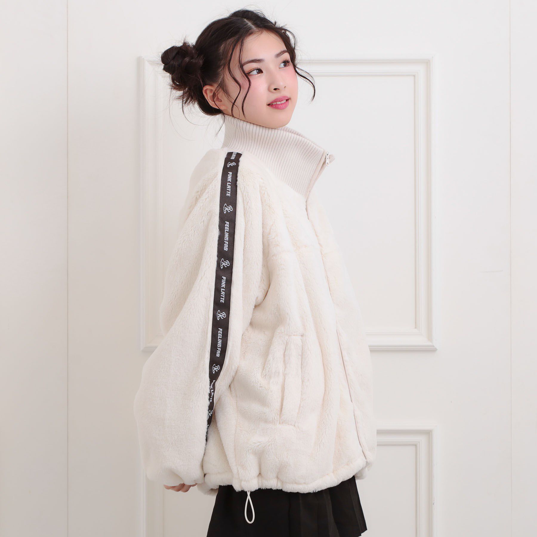 PINK-latte「フェイクファーリブハイネックブルゾン」|ブルゾン・スタジャン|