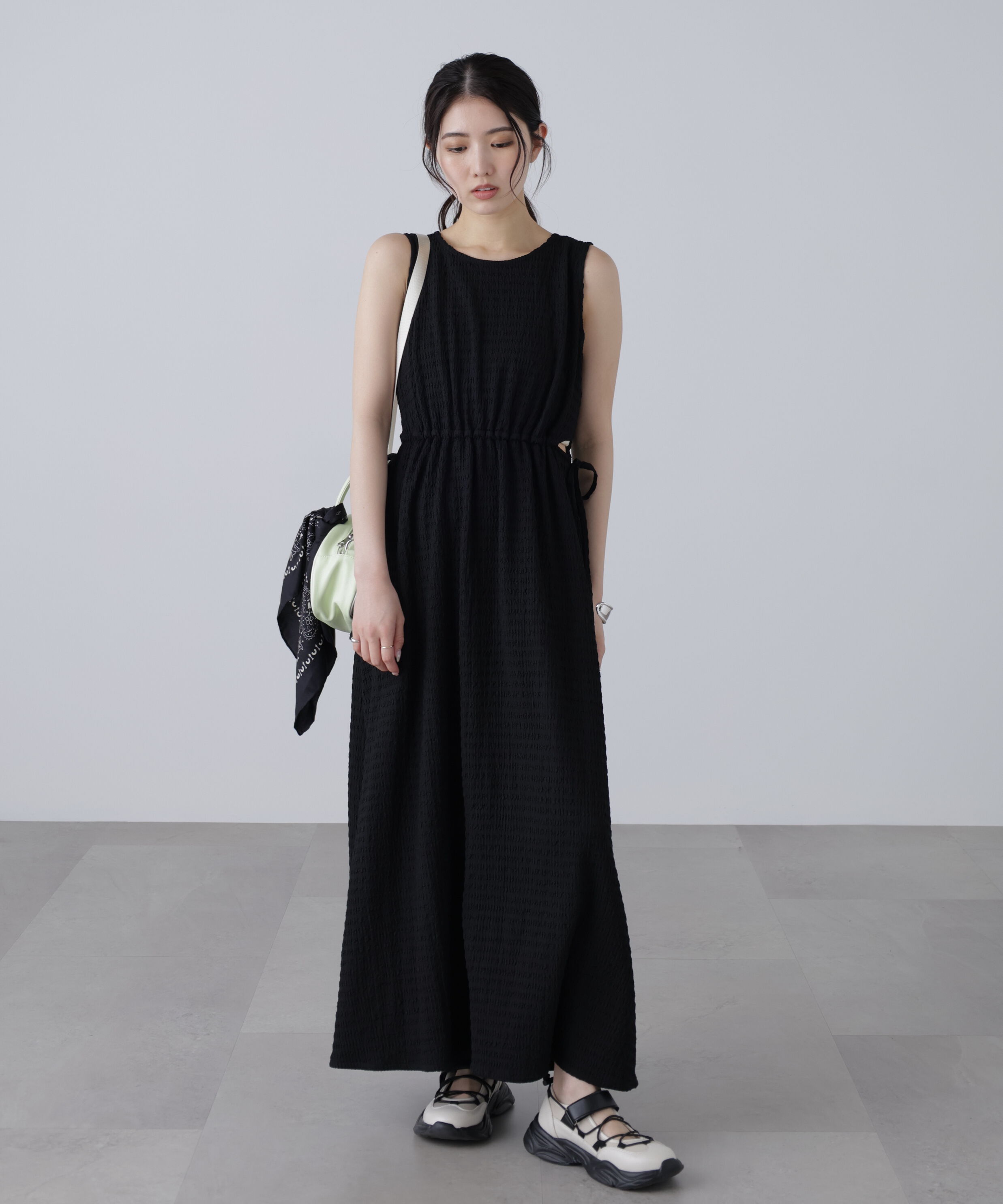  「サイドカットノースリカットソーワンピース」|ワンピース|