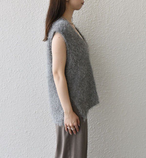 SHIPS Colors 「SHIPS Colors:〈手洗い可能〉フェイク フェザー Vネック ベスト◇」|ベスト・ジレ|