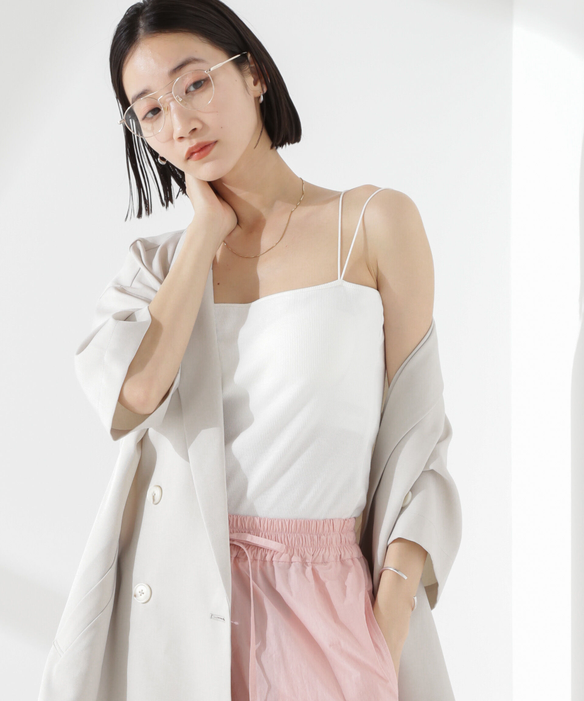 nano･universe「抗菌防臭リブカップ付きダブルストラップキャミソール」|Tシャツ・カットソー|ホワイト